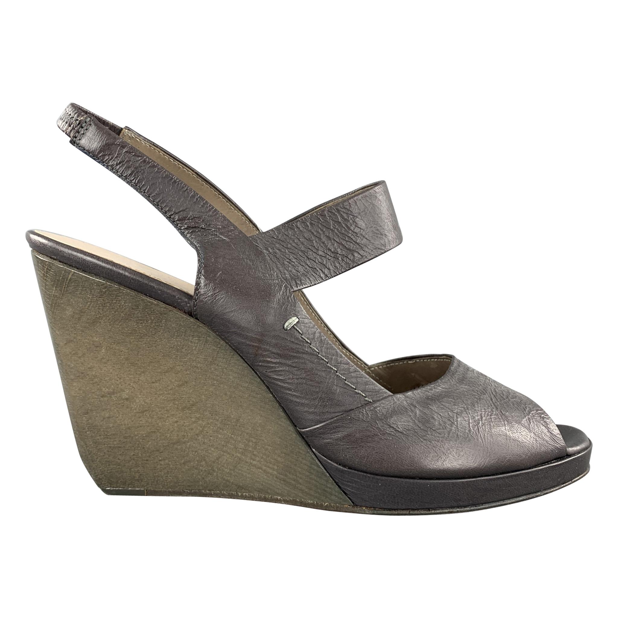 CoSTUME NATIONAL Size 7.5 Grey Wedge Slingback Sandals