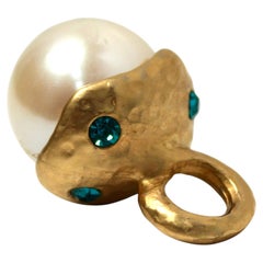 Costume Pearl Hammered Gold Plated Vintage Pendant With Turquoise Crystals