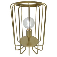 Cosulich Interiors Lampada da tavolo aperta minimalista italiana futurista in acciaio e ottone oro