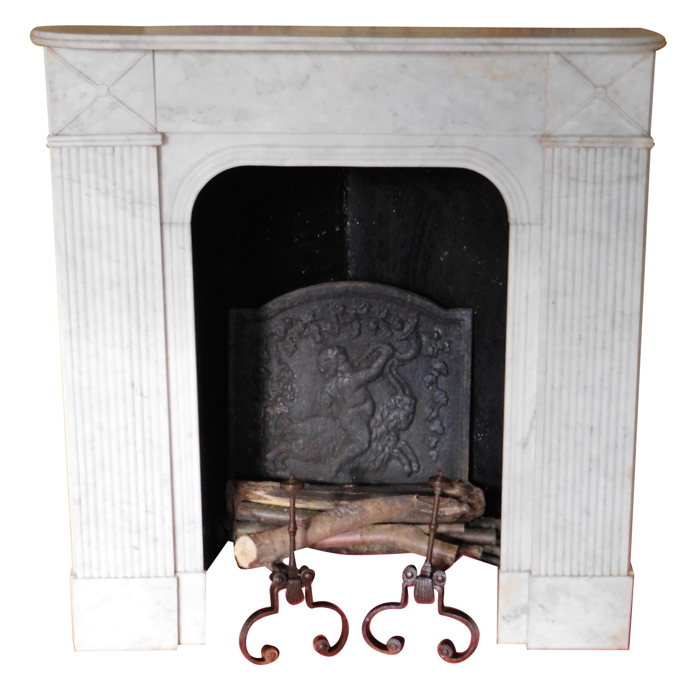 CARRARA Marble Corner Fireplace Louis XVI  For Sale
