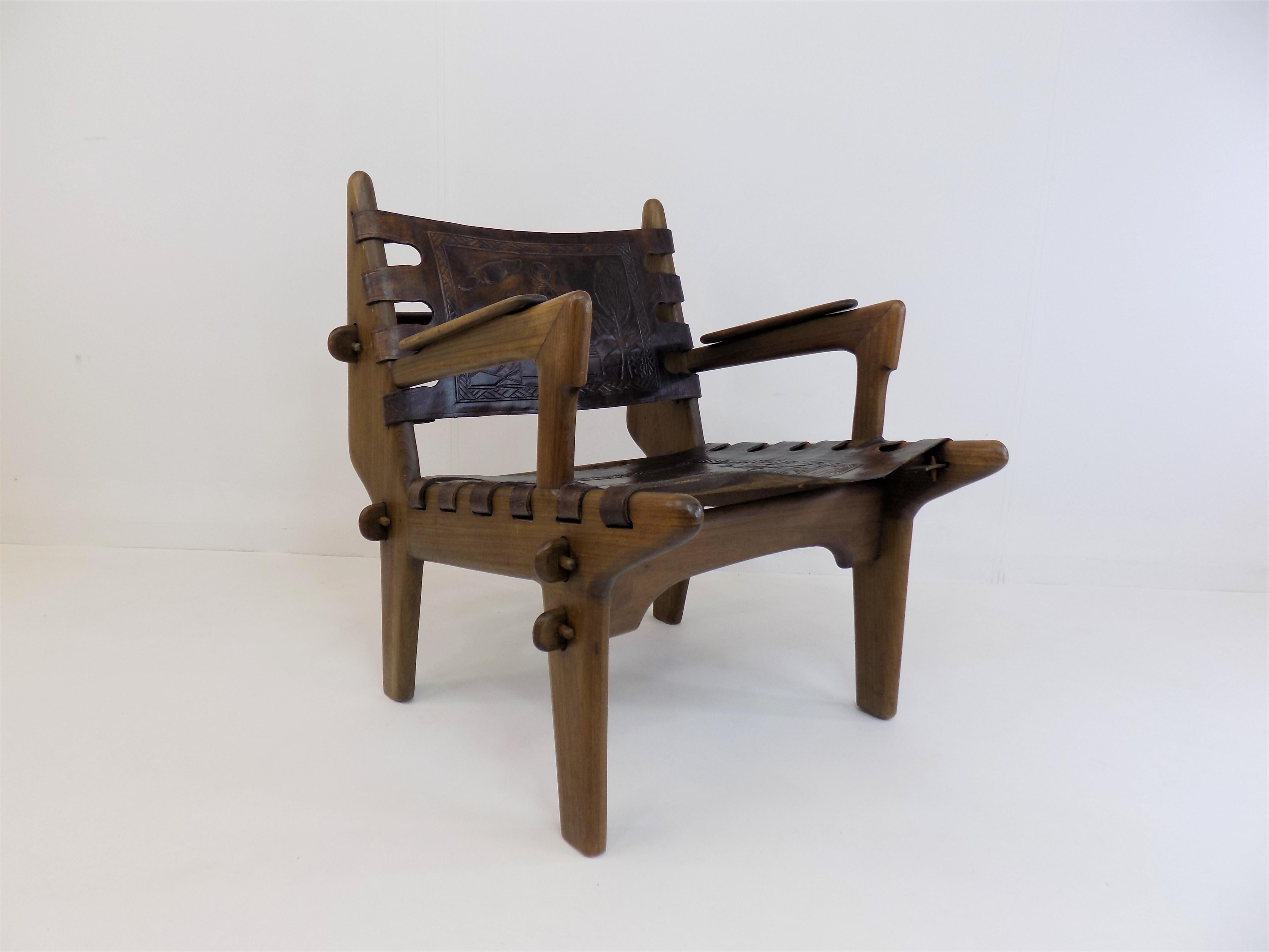 Mid-Century Modern Cotacachi Lounge Chair by Angel Pazmino for Muebles De Estilo For Sale