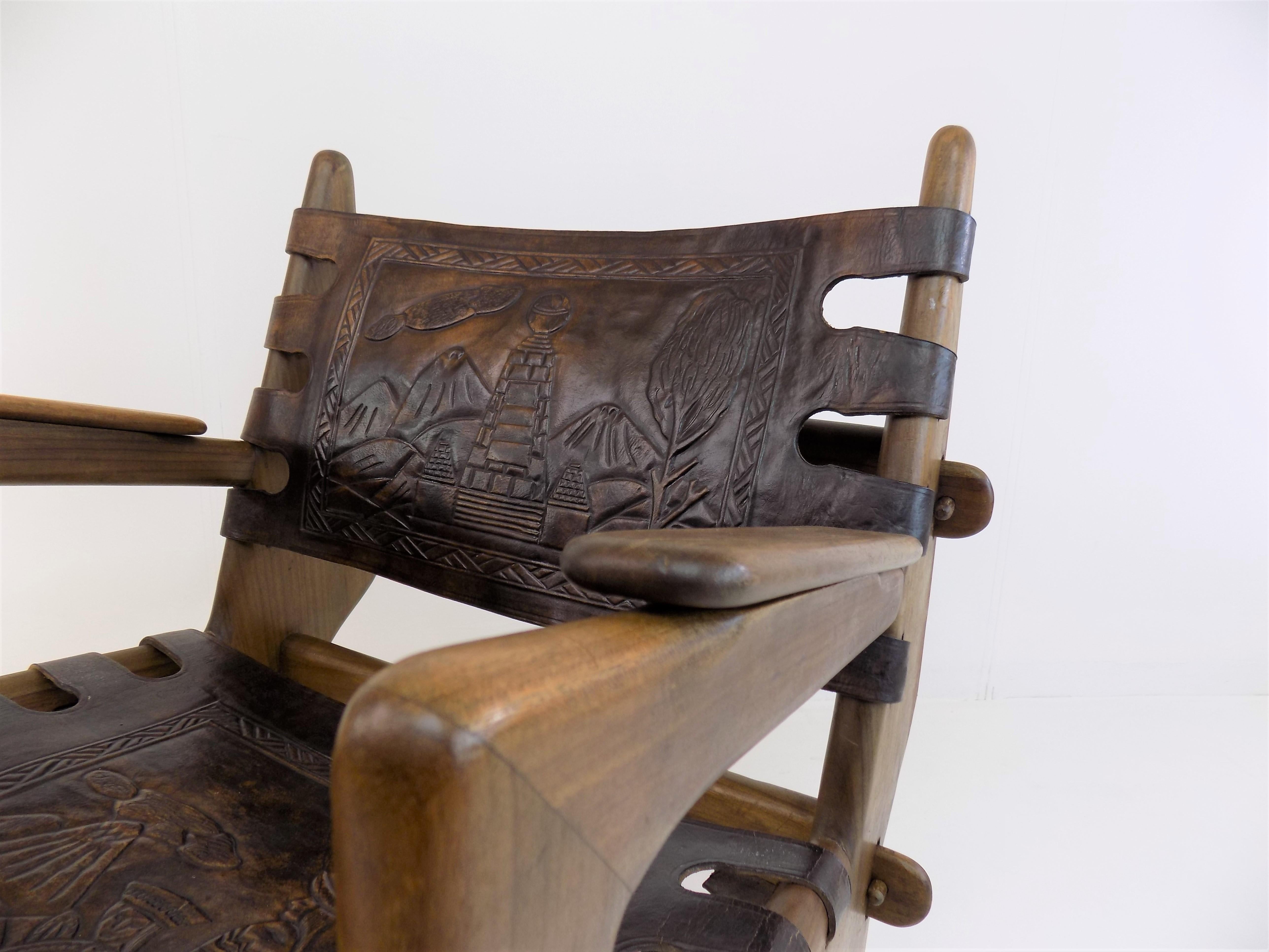 Leather Cotacachi Lounge Chair by Angel Pazmino for Muebles De Estilo For Sale