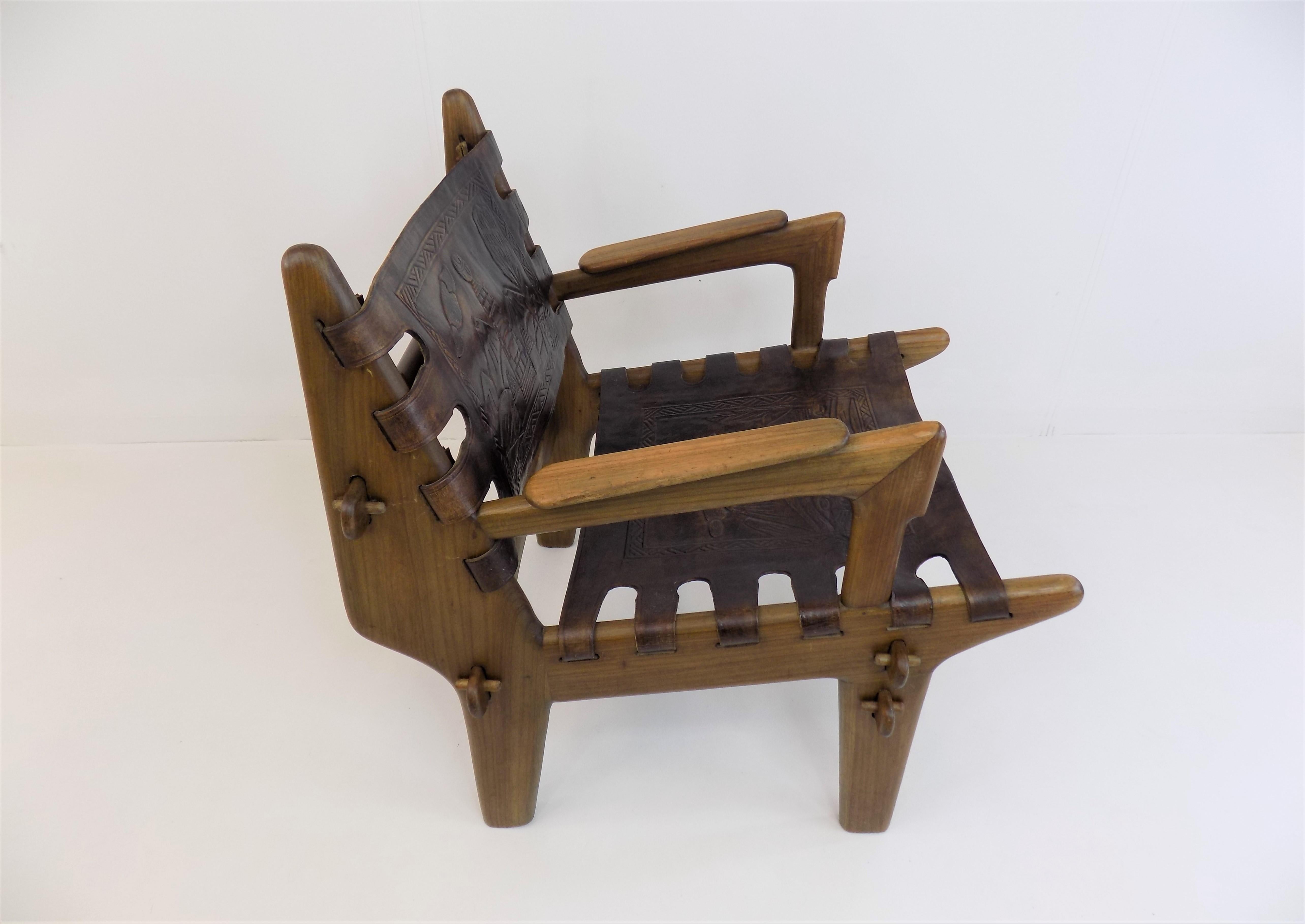 Cotacachi Lounge Chair by Angel Pazmino for Muebles De Estilo For Sale 1