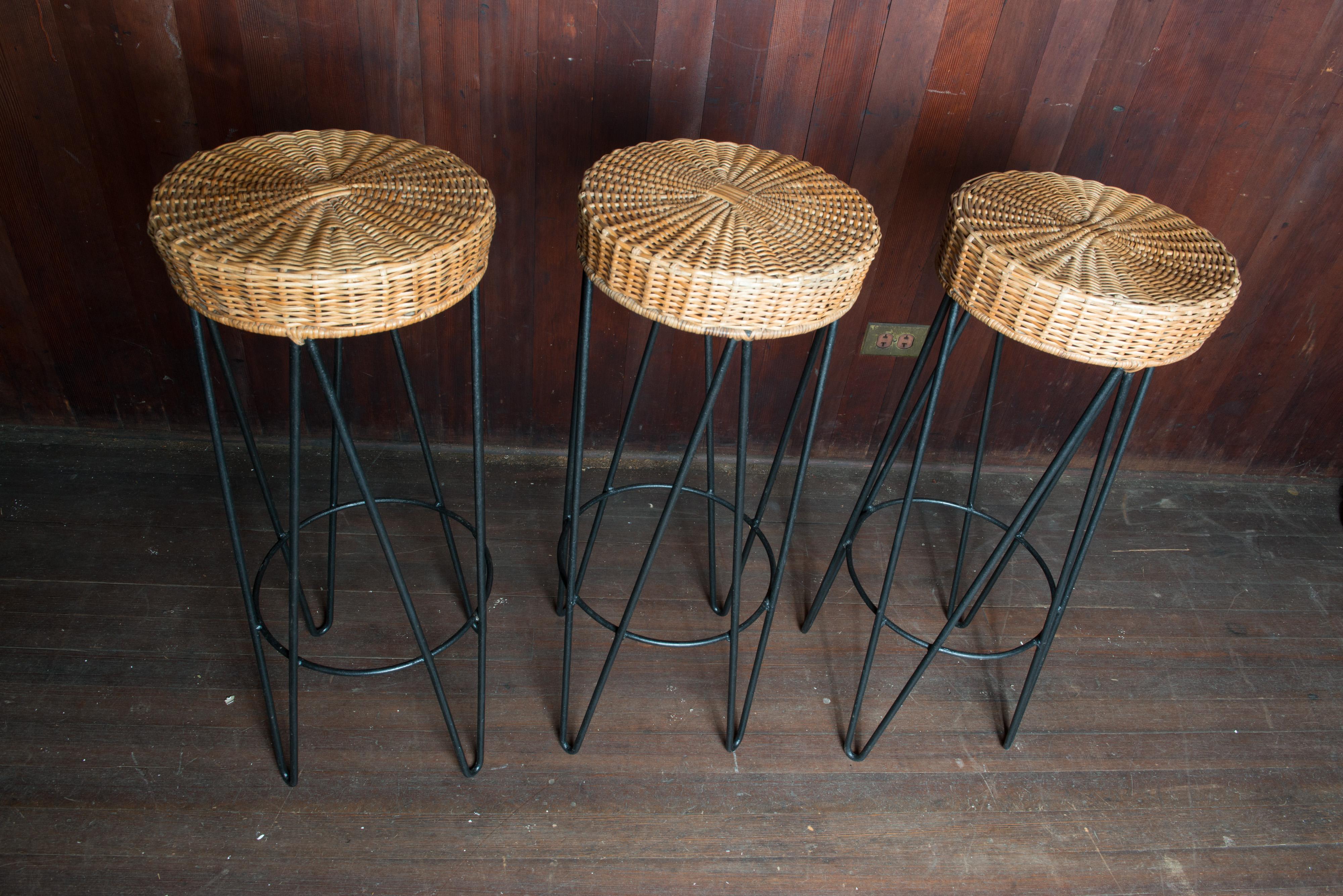 Cote D'Azur Curved Rattan Bar and Three Stools For Sale 8