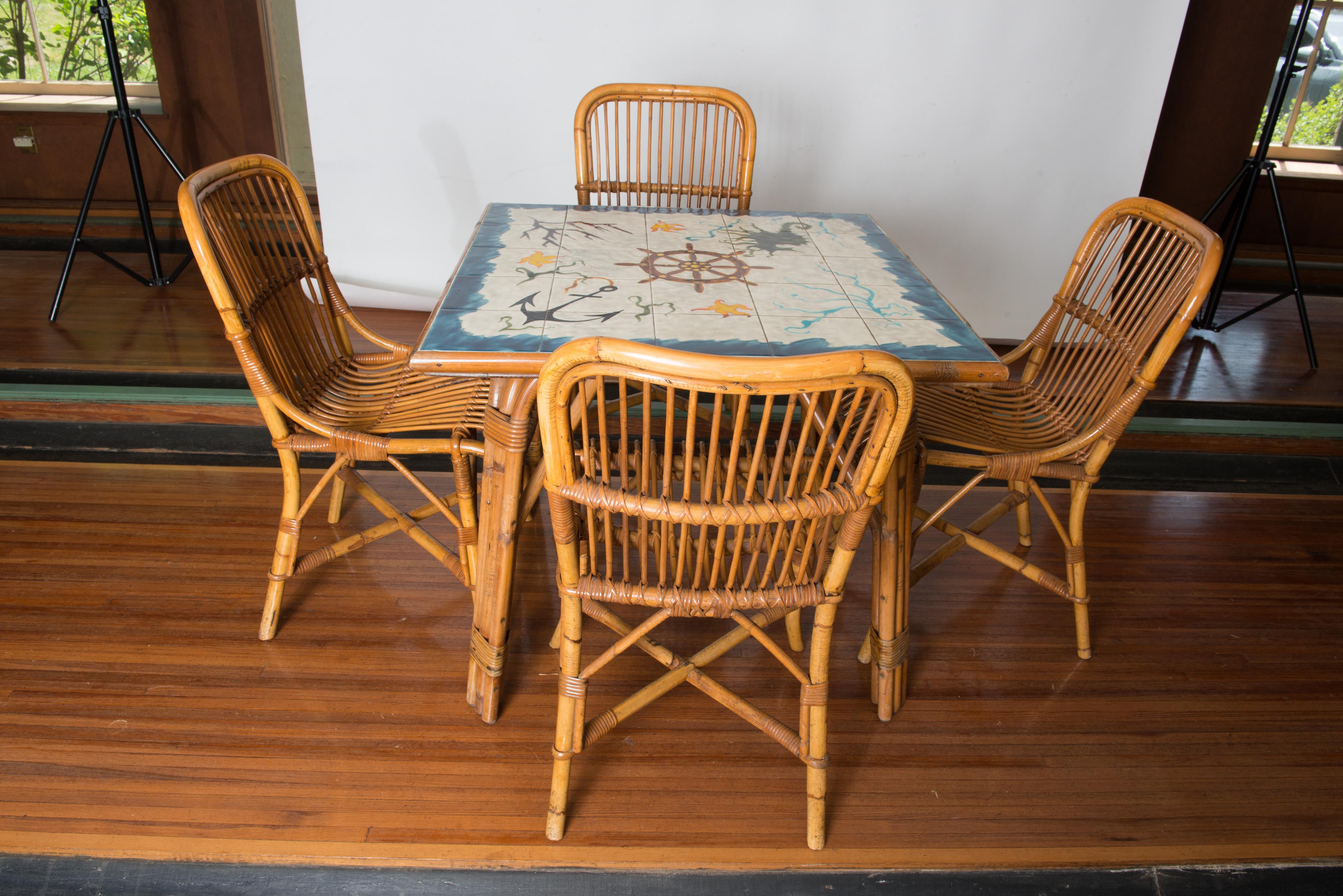 Cote D'Azur Rattan, Kacheltisch und Stühle  (Keramik) im Angebot