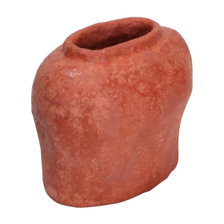 Vase en terre cuite 4 de Decio Studio Made at Alfa Brussels pour Everyday Gallery