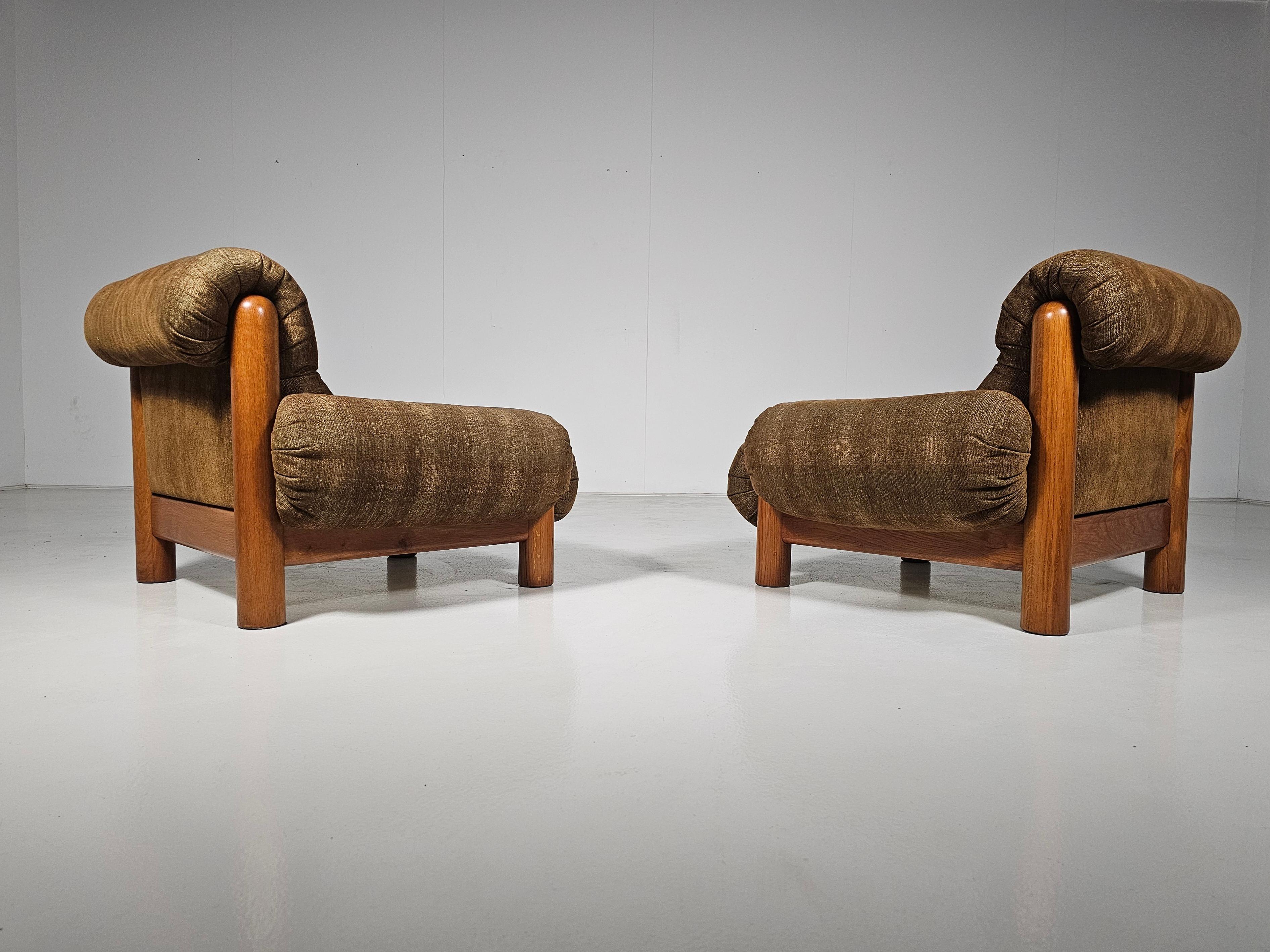 Loungesessel im Landhausstil xxl aus Eiche und Stoff, Deutschland, 1970er Jahre (Moderne der Mitte des Jahrhunderts) im Angebot