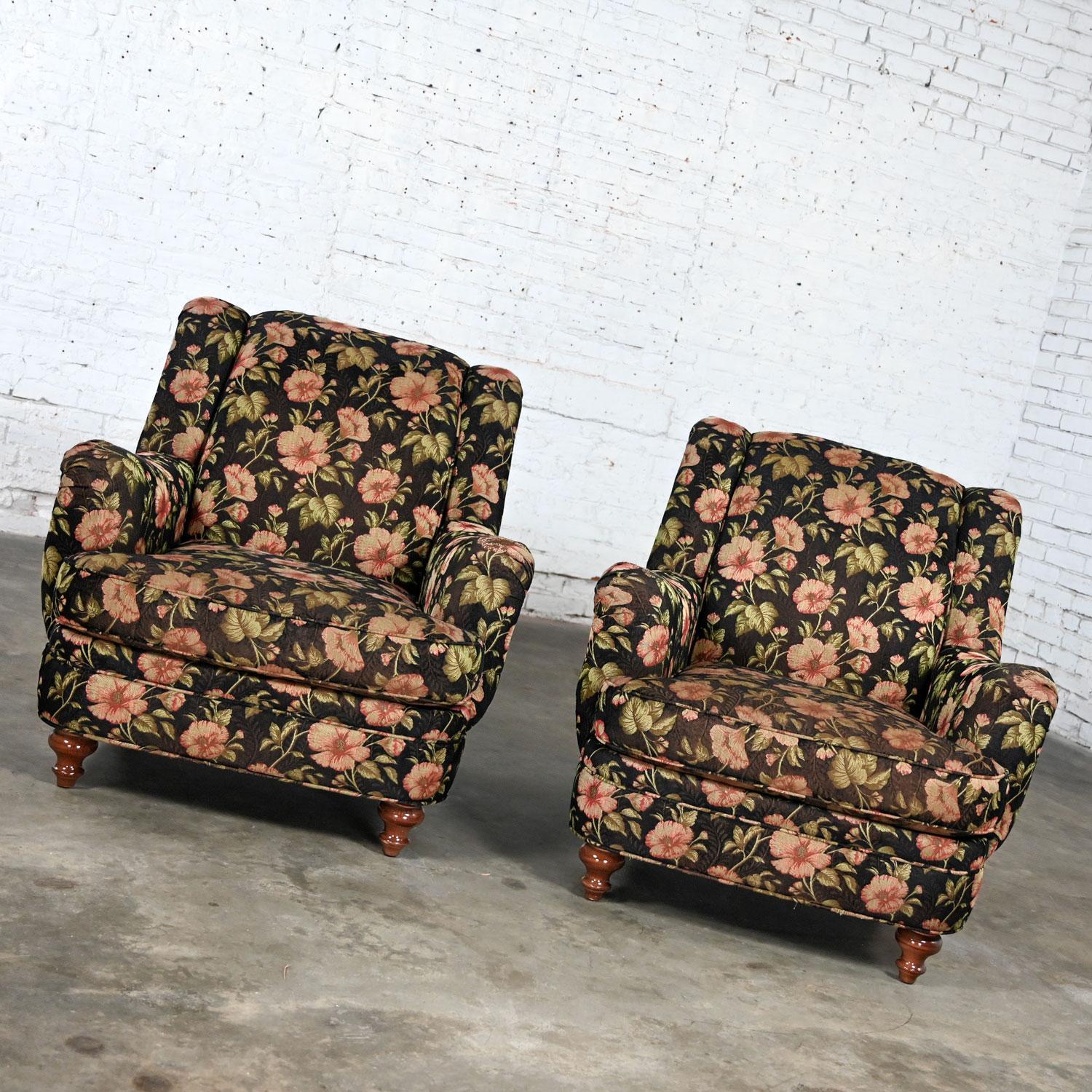Country Cottagecore Style Pair Floral Lounge Chairs Sam Moore Furniture Division Hooker For Sale