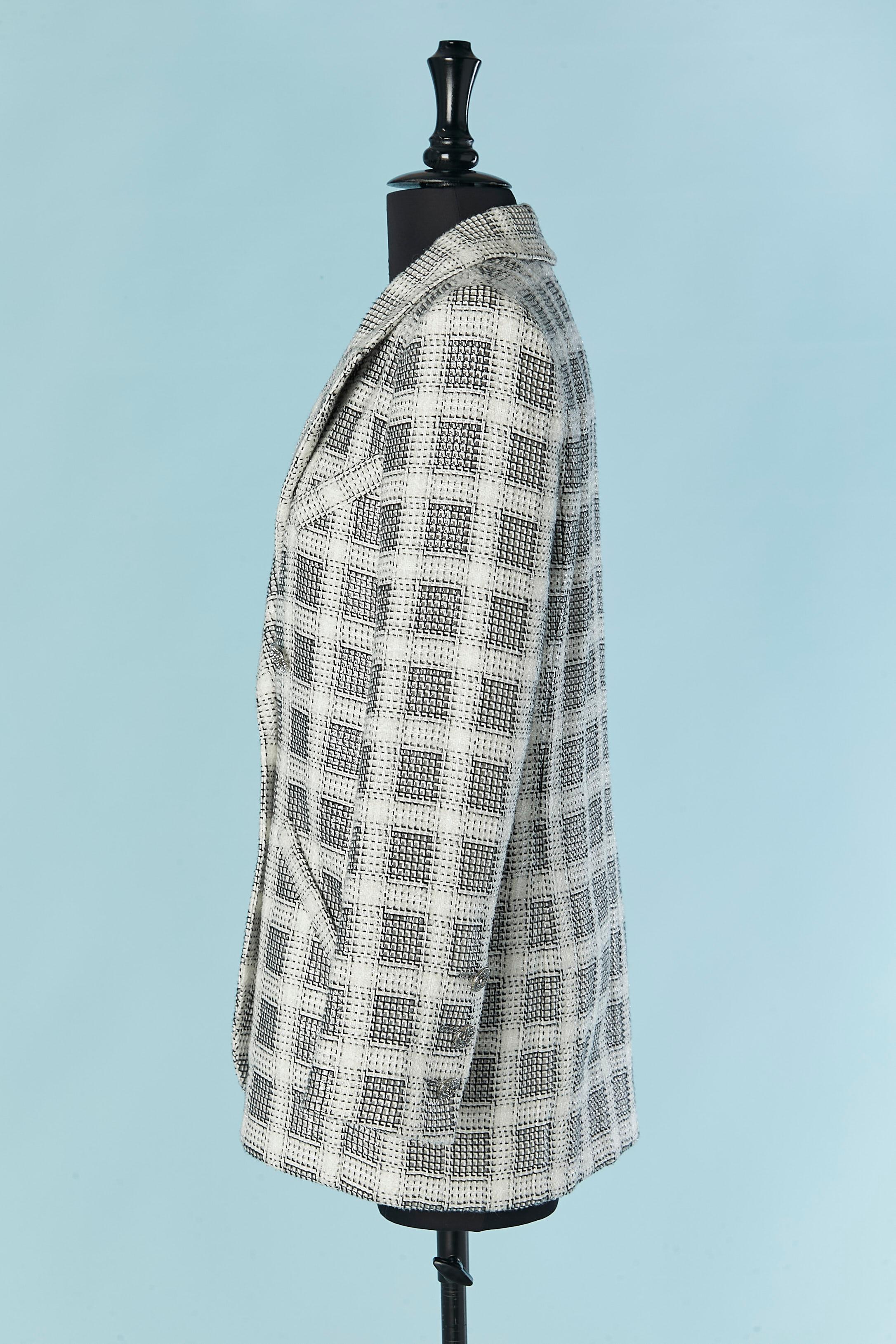 Giacca doppiopetto in cotone e nylon tweed Chanel Circa 2022 in vendita 2