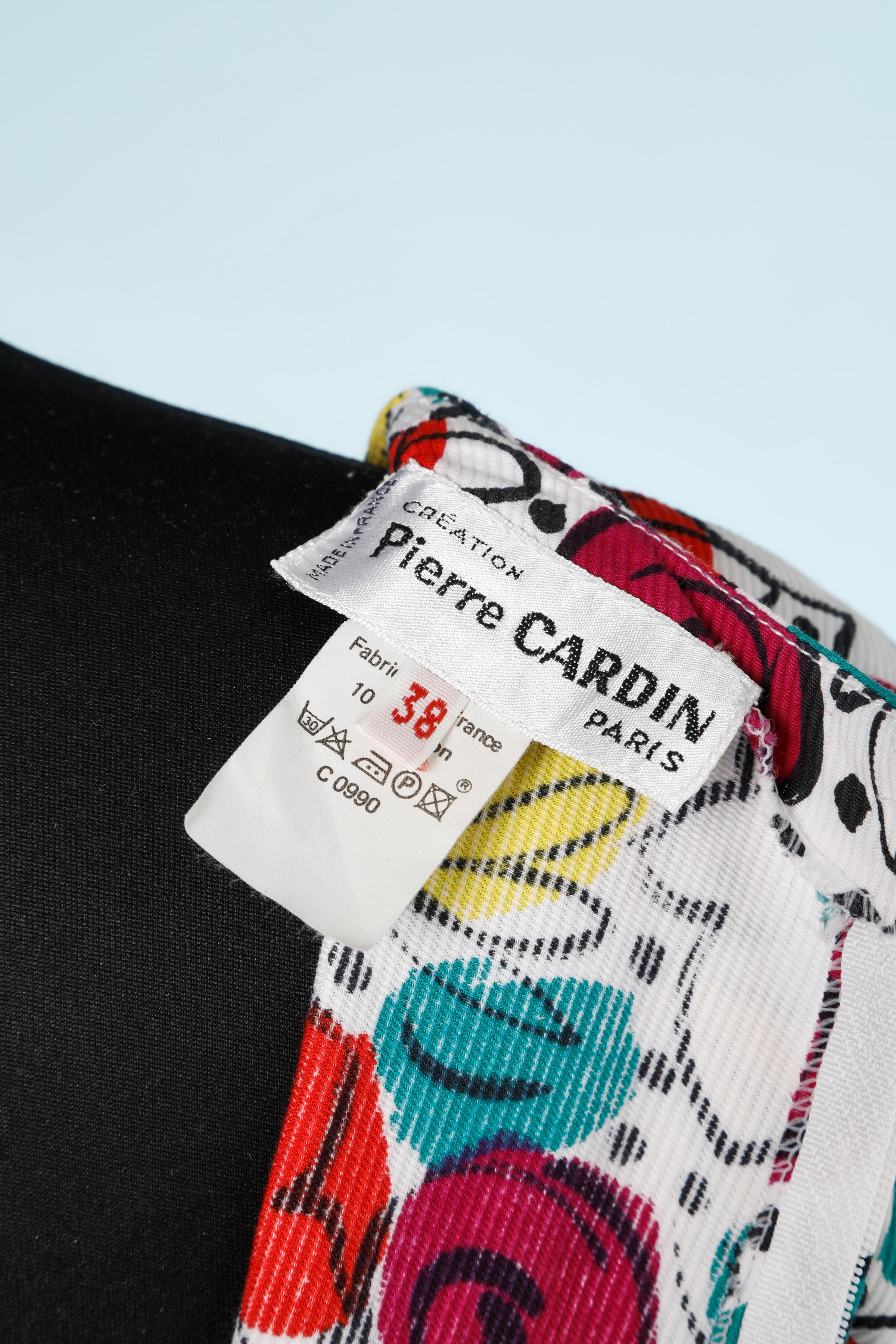 Cotton day dress with flower print on Création Pierre Cardin Paris For Sale 1