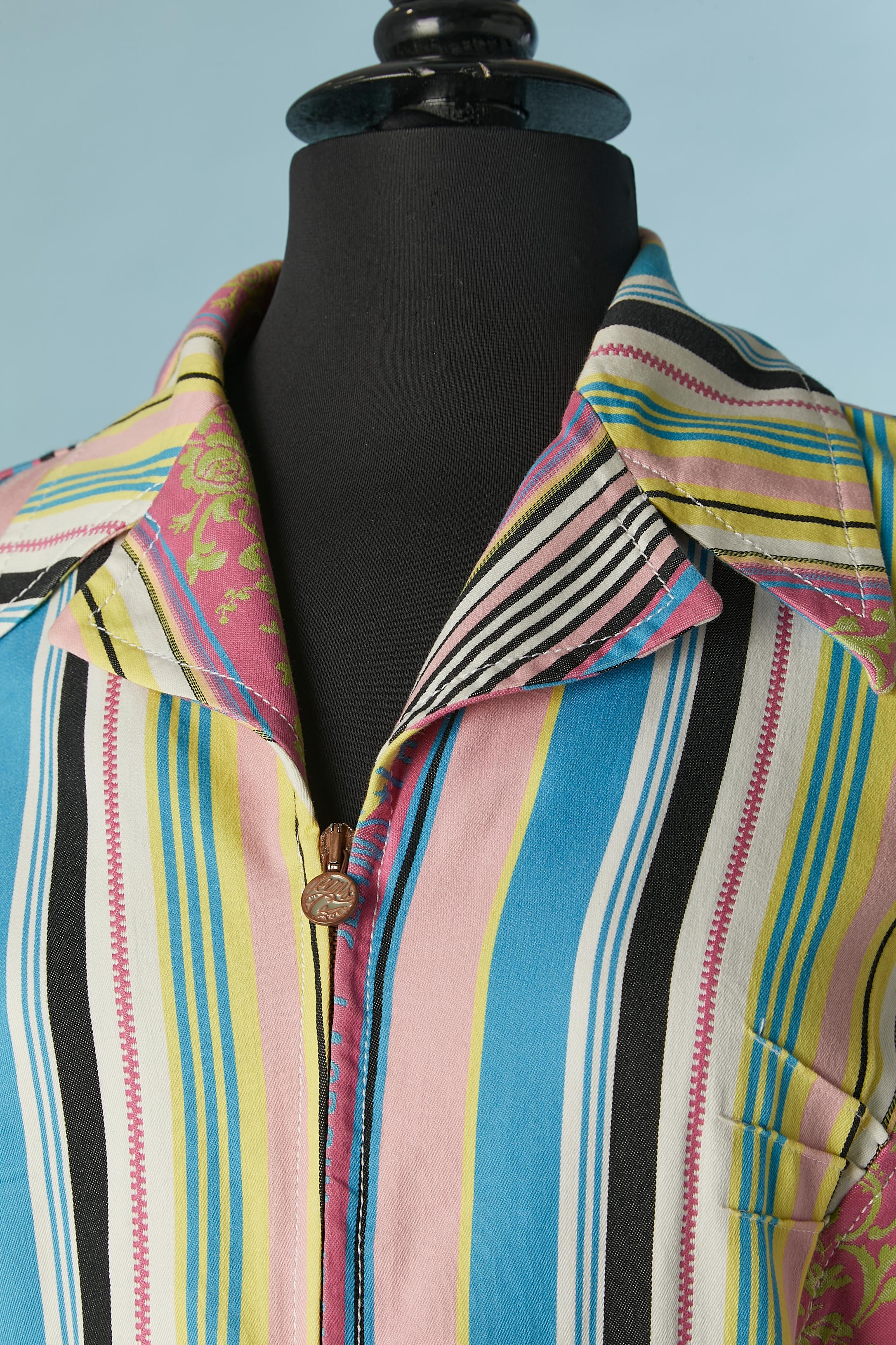 Cotton jacquard jacket with multicolor stripes. Zip middle front and on the pocket with branded zip puller.
SIZE M 