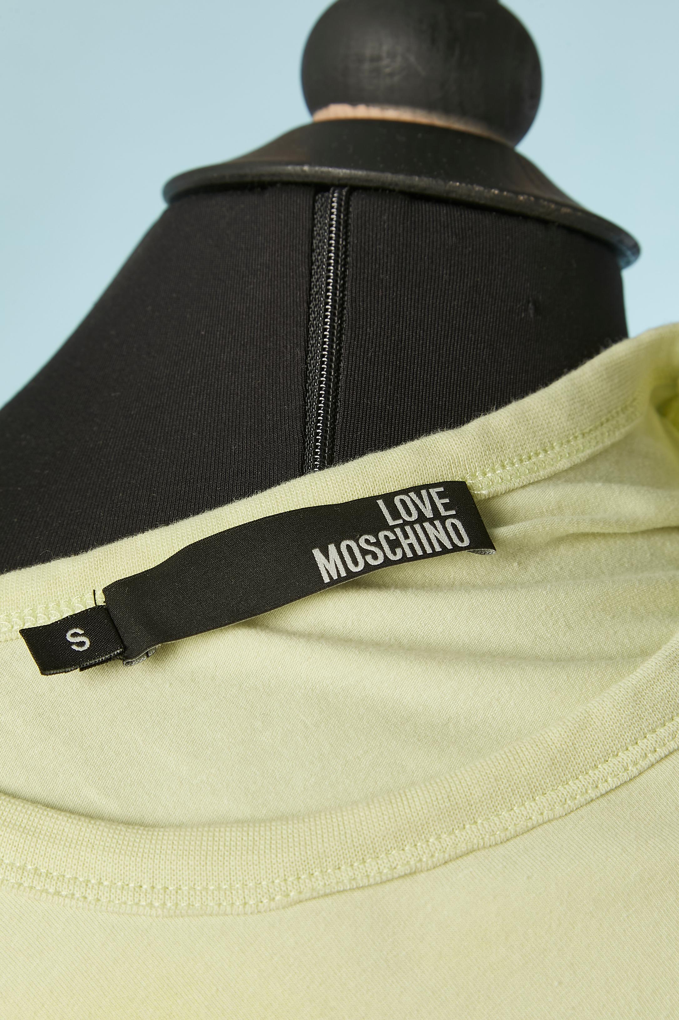 Maglietta in jersey di cotone con stampa di graffiti e fiori LOVE Moschino in vendita 1
