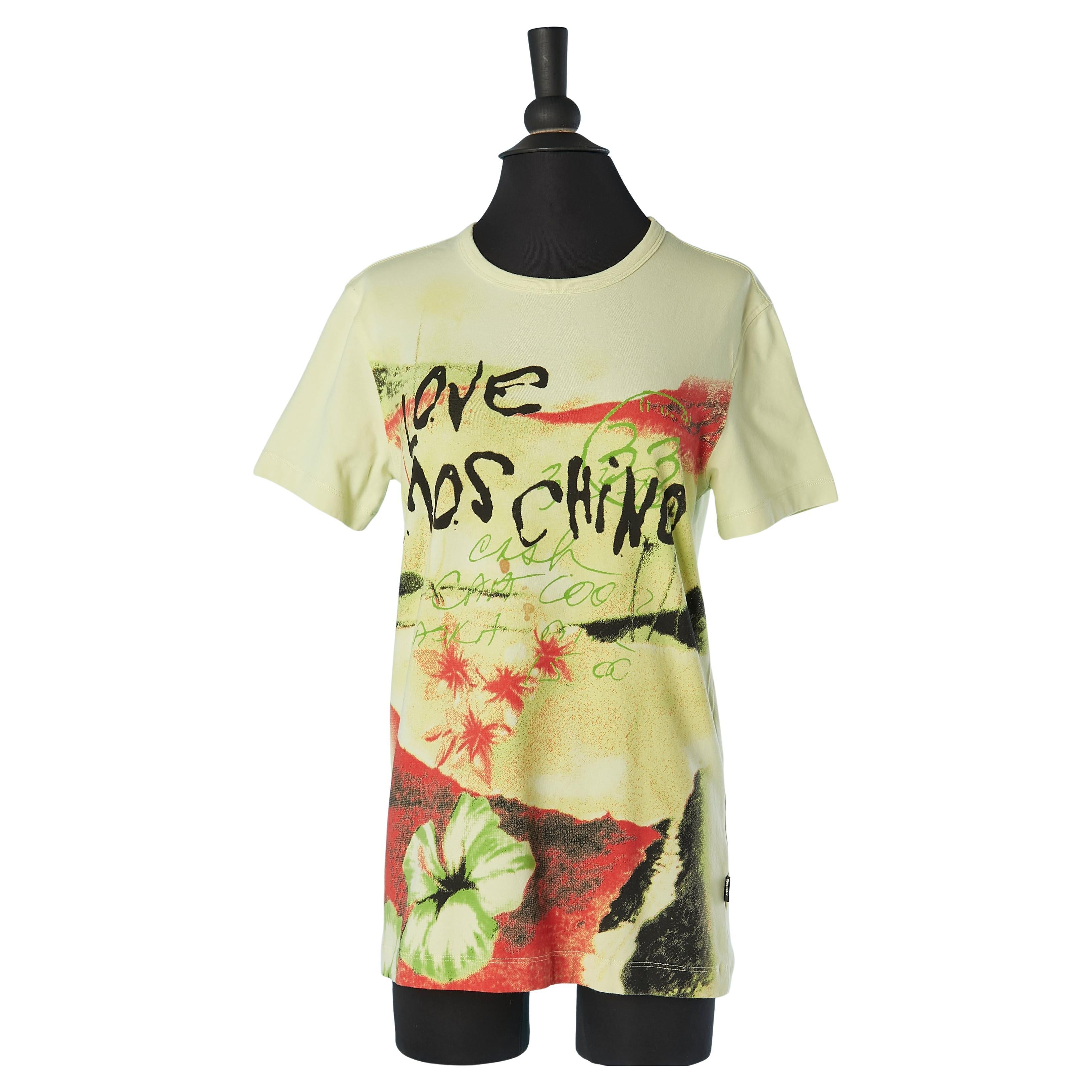Maglietta in jersey di cotone con stampa di graffiti e fiori LOVE Moschino