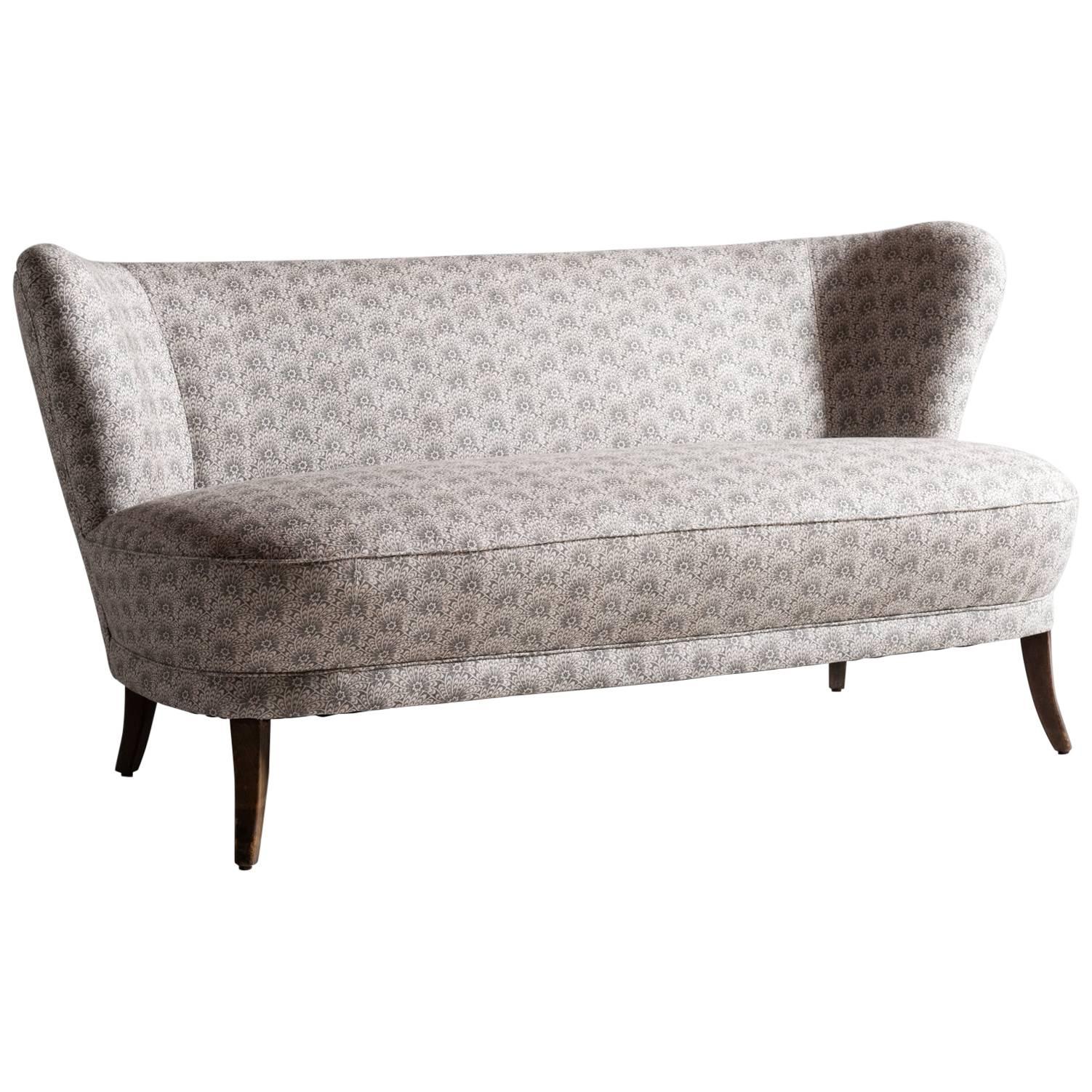 Cotton-linen Cocktail Sofa, Netherlands, circa 1950