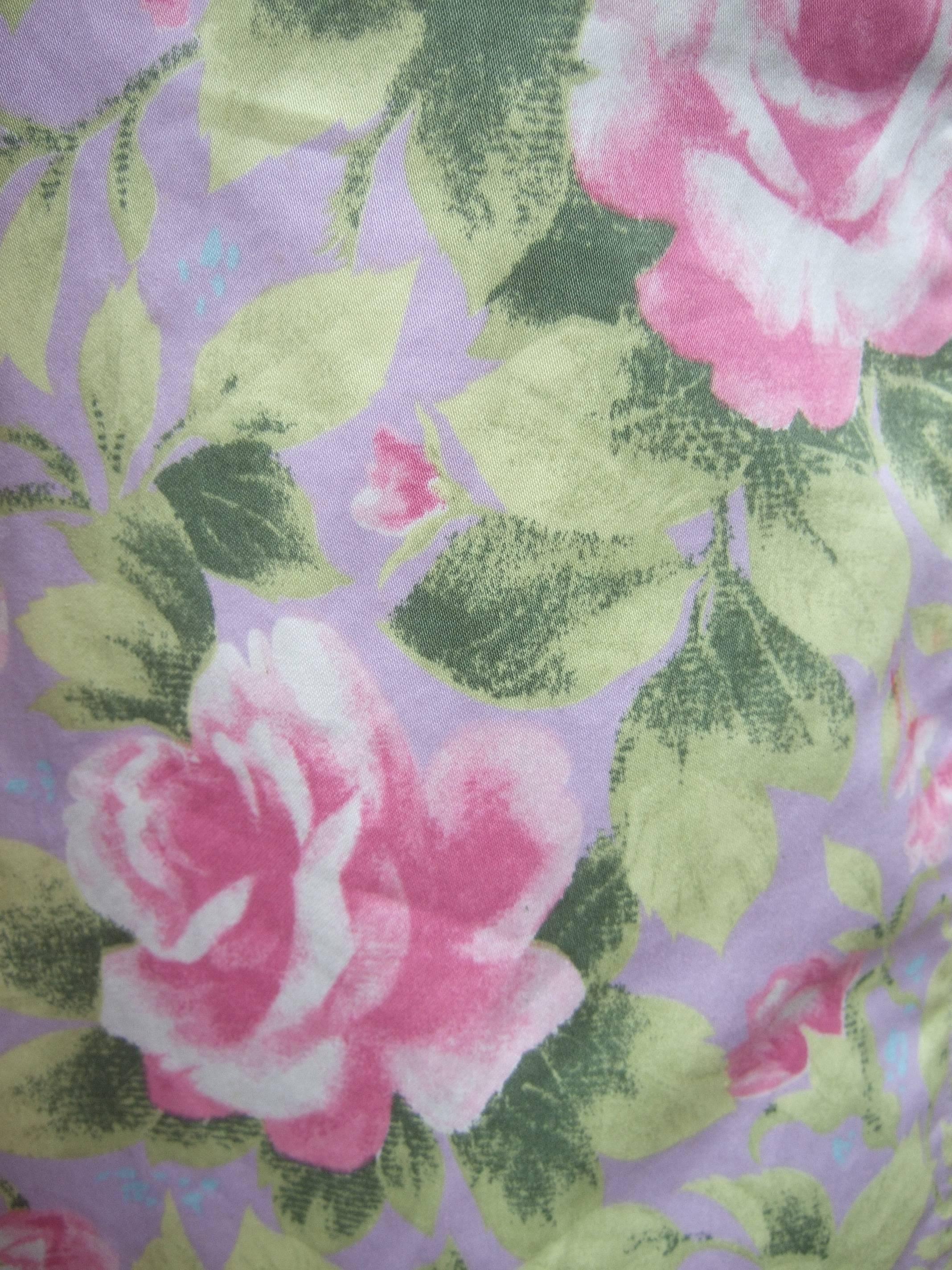 Cotton Pastel Rose Garden Floral Print Coat circa 1990s  In Good Condition In University City, MO