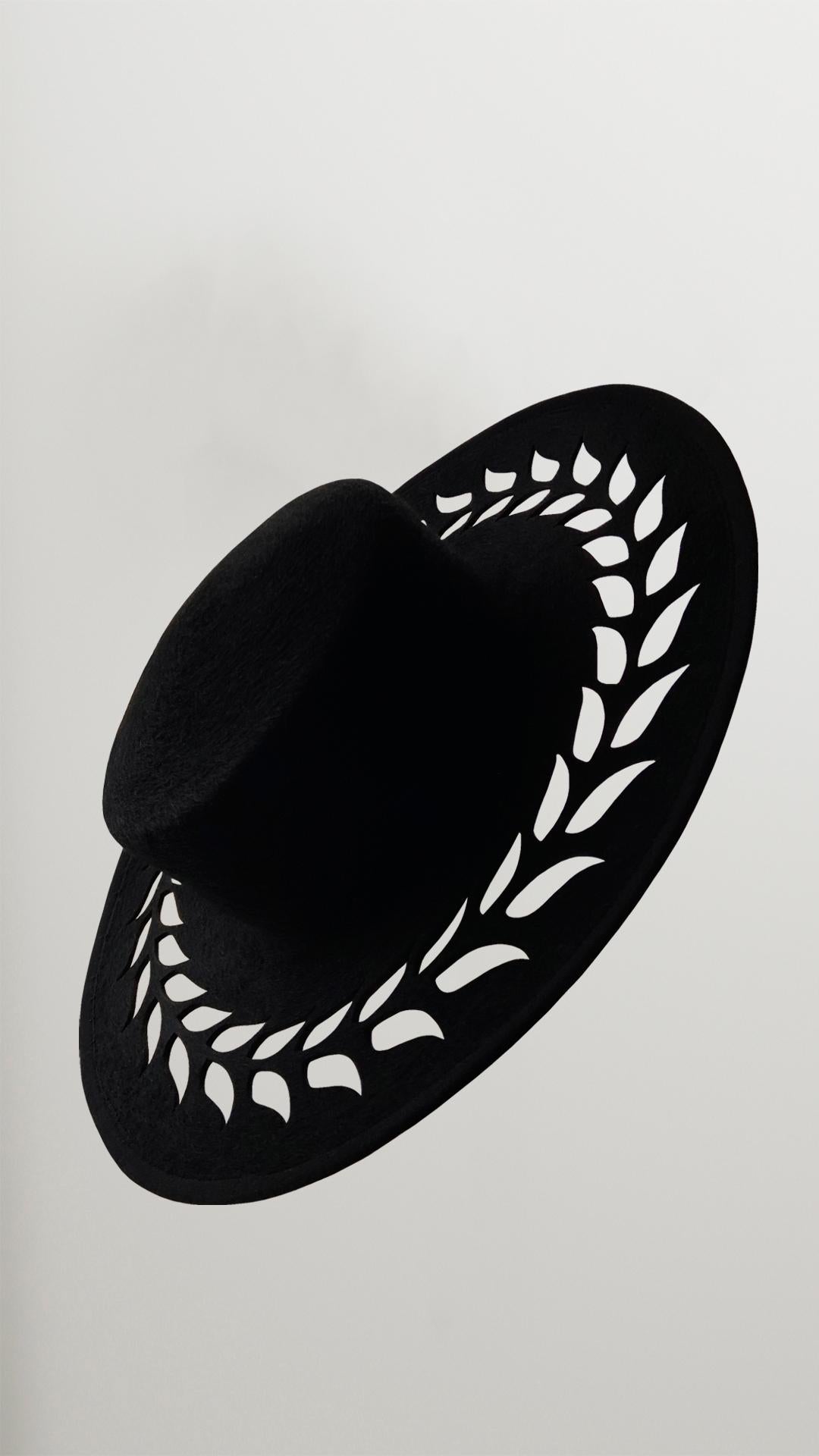 Baumwolle Spike Cut Stiel Minimalistische Hut Contemporary Zubehör Symbolische Mode (Schwarz) im Angebot