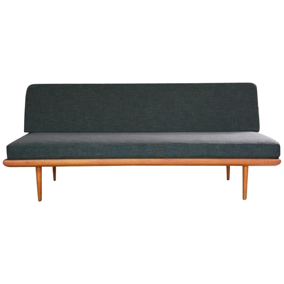 Couch / Daybed "Minerva" France & Son, Hvidt & Mølgaard-Nielsen, 1955 For Sale