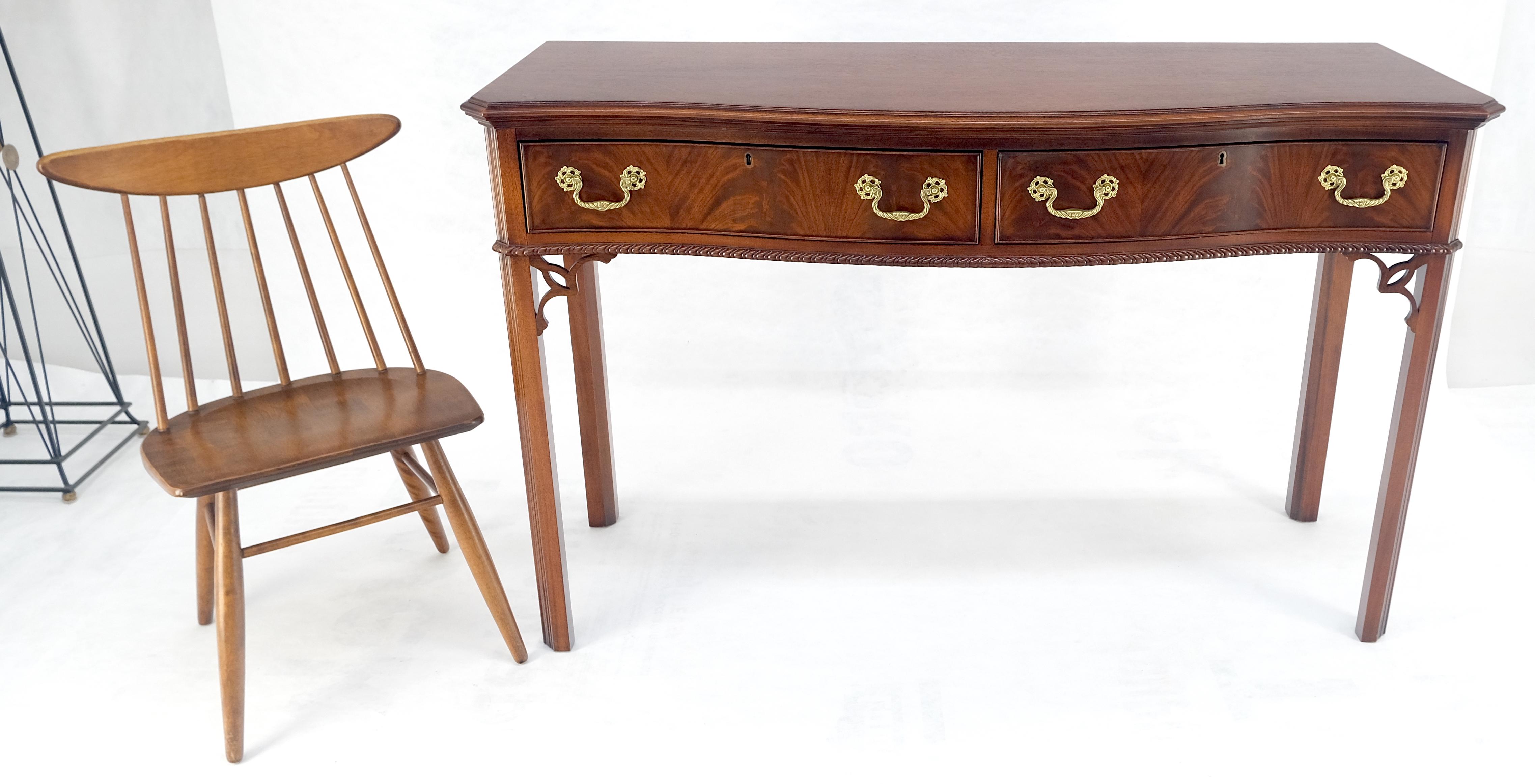 Fédéral Council Flame Mahogany Two Drawers Console Table Server MINT en vente