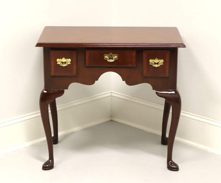 COUNCILL Banded Mahogany Queen Anne Side Table For Sale at 1stDibs queen anne side tables