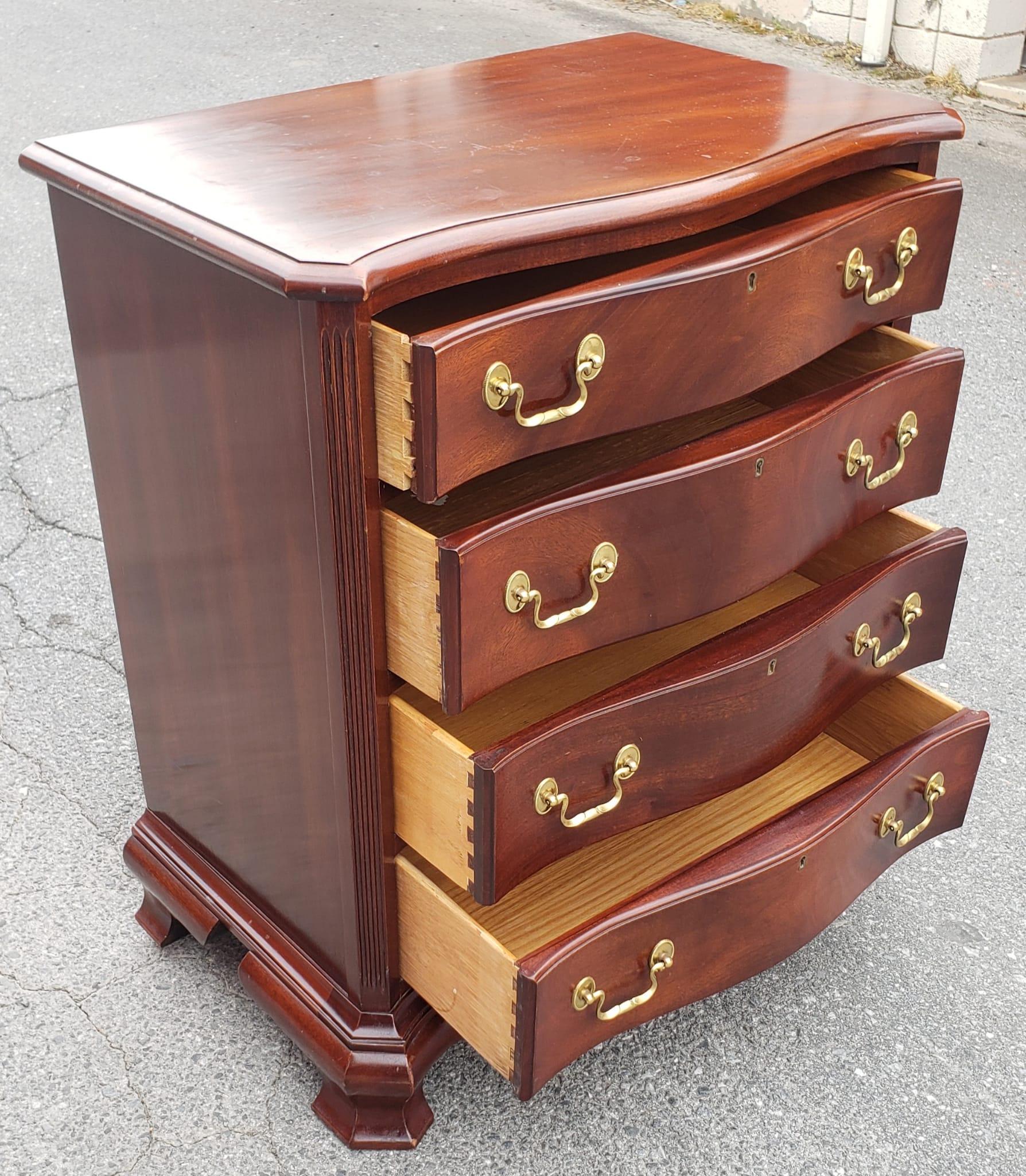 Councill Craftmen Chippendale Mahogany Bedside Chest of Drawer In Good Condition For Sale In Germantown, MD