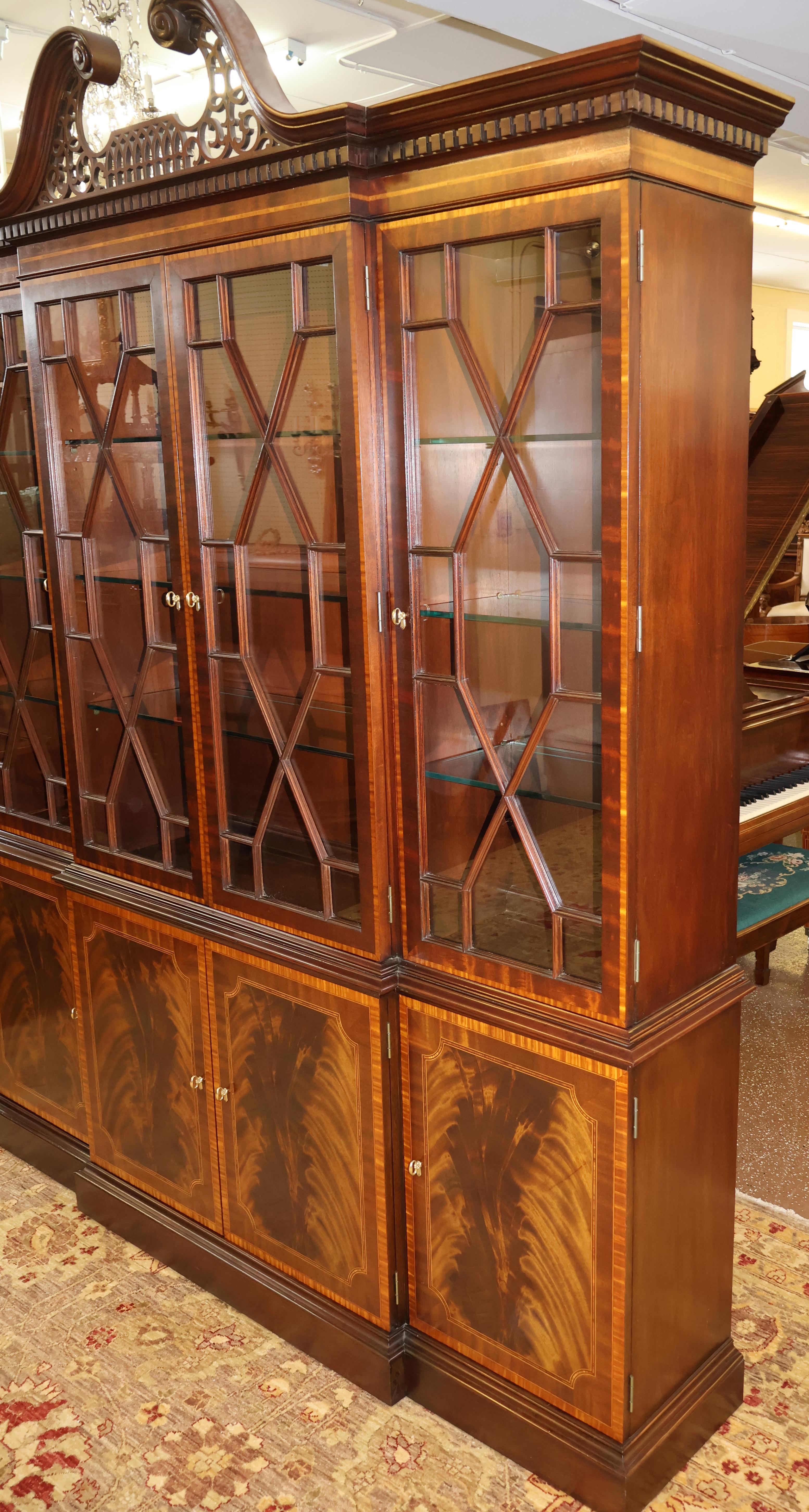 Councill Craftsman Flame Mahogany Bookcase China Breakfront 12