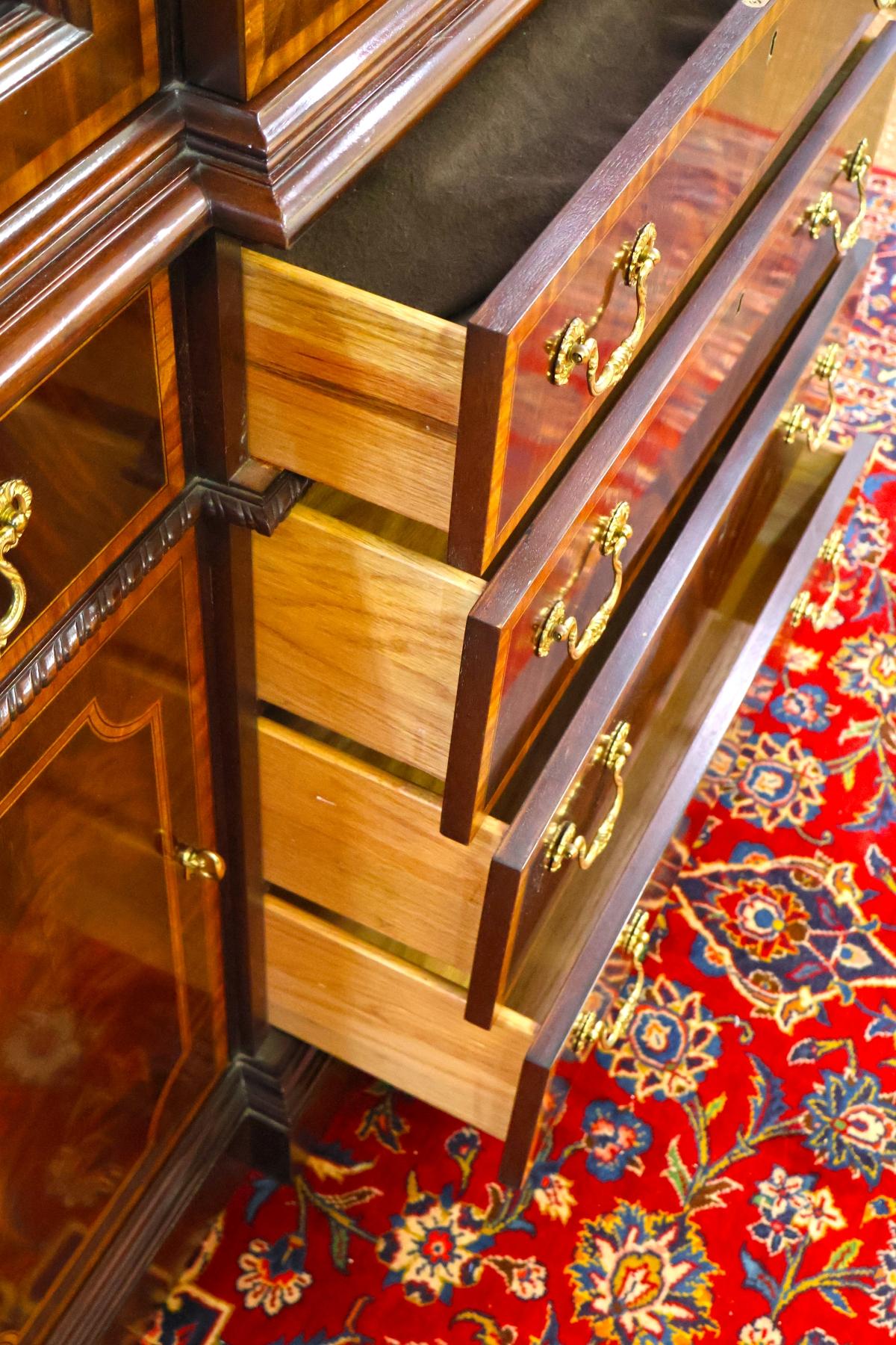 Councill Craftsman Inlaid Regency Style China Cabinet Bookcase Breakfront in vendita 4