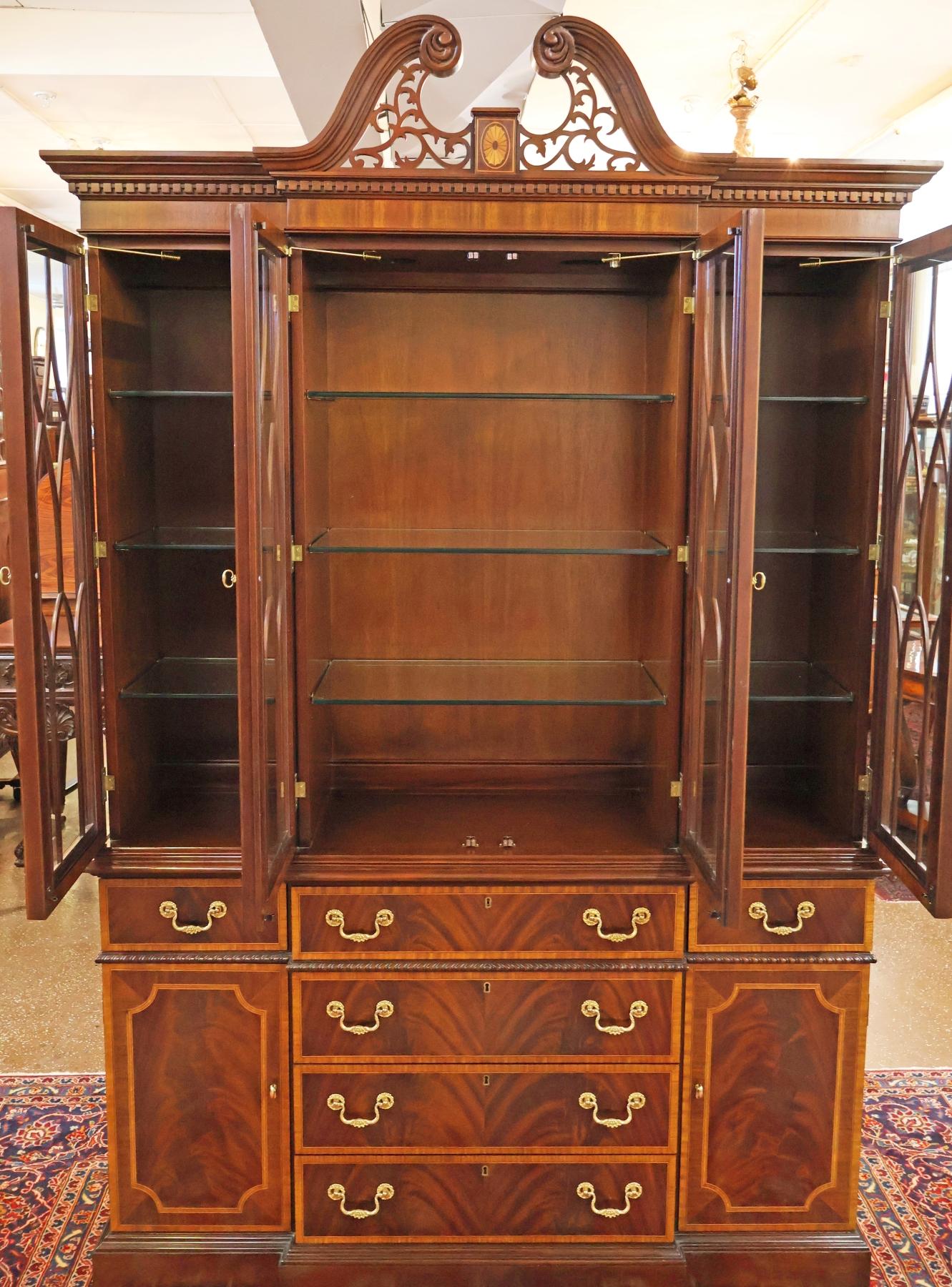 Councill Craftsman Inlaid Regency Style China Cabinet Bookcase Breakfront in vendita 1