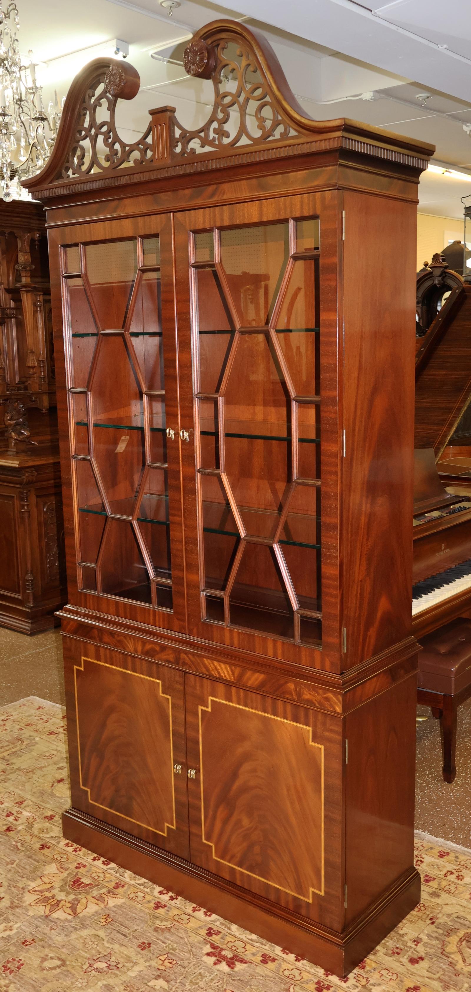 Councill Craftsman Regency Style Flame Mahogany Curio China Display Cabinet For Sale 2