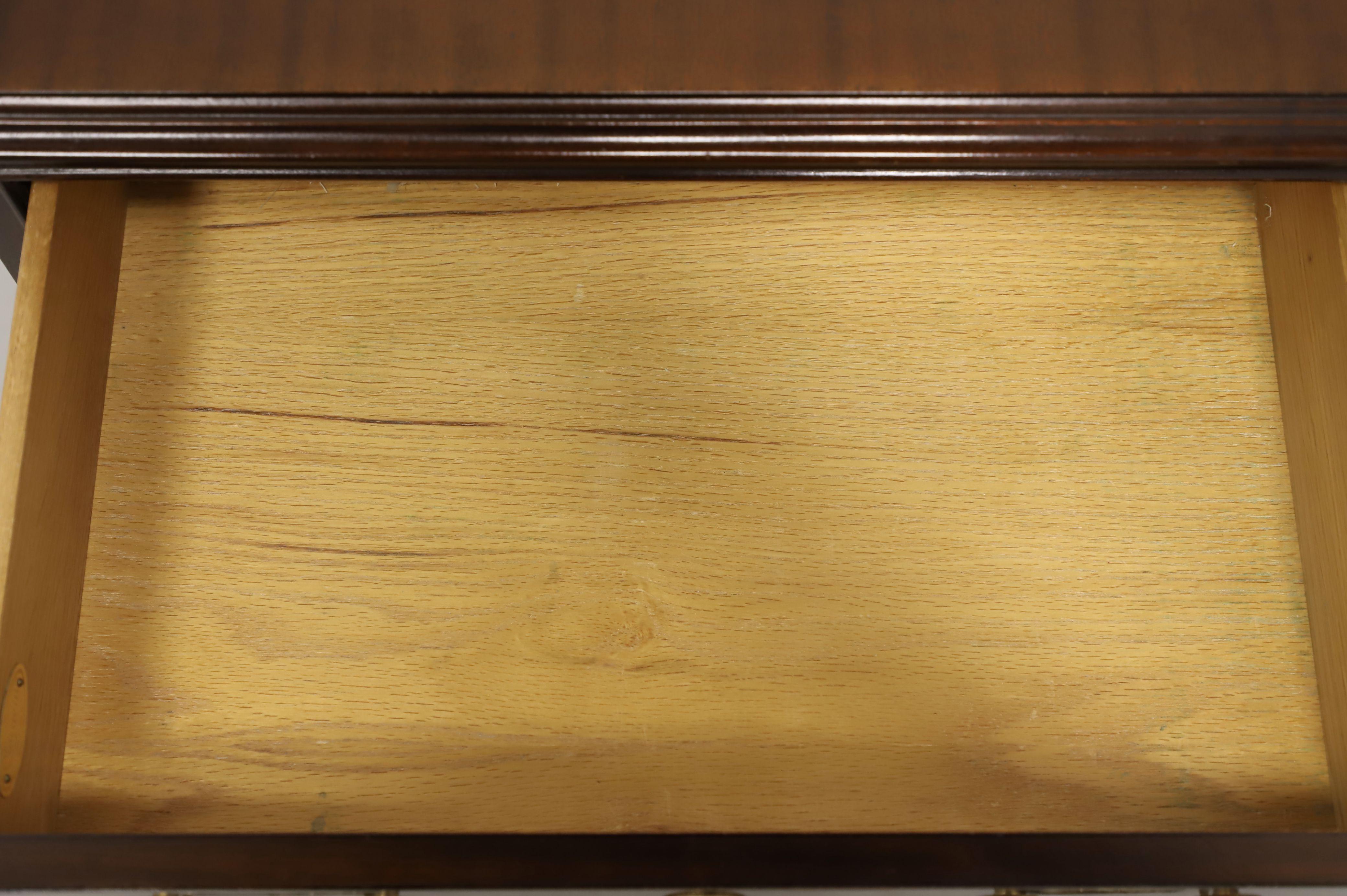 COUNCILL CRAFTSMEN Banded Mahogany Chippendale Style Nightstand Bedside Cabinet For Sale 4
