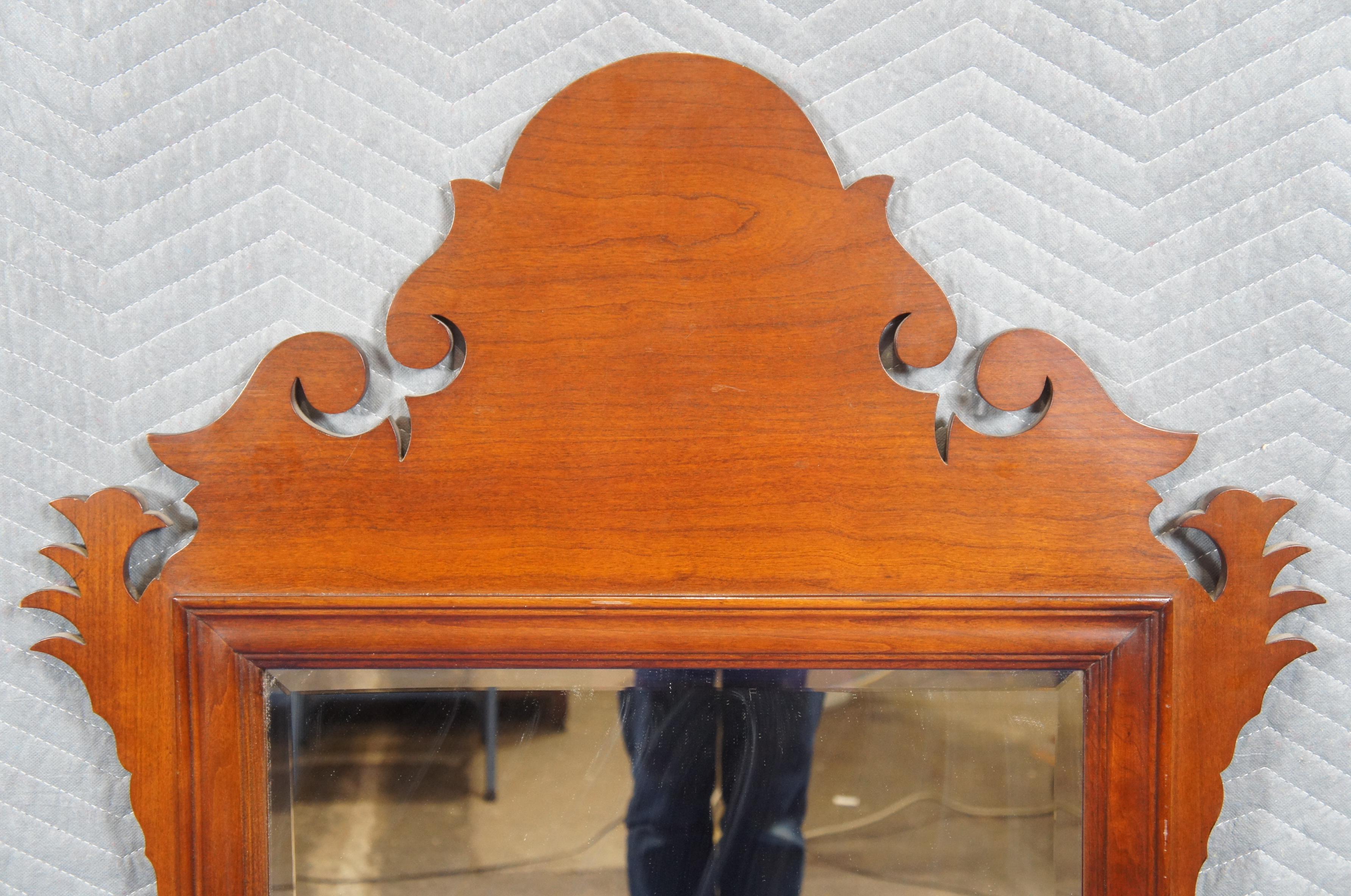 Consejo Artesano Chippendale Cerezo Tallado Espejo de Pared Biselado 47 en venta 2