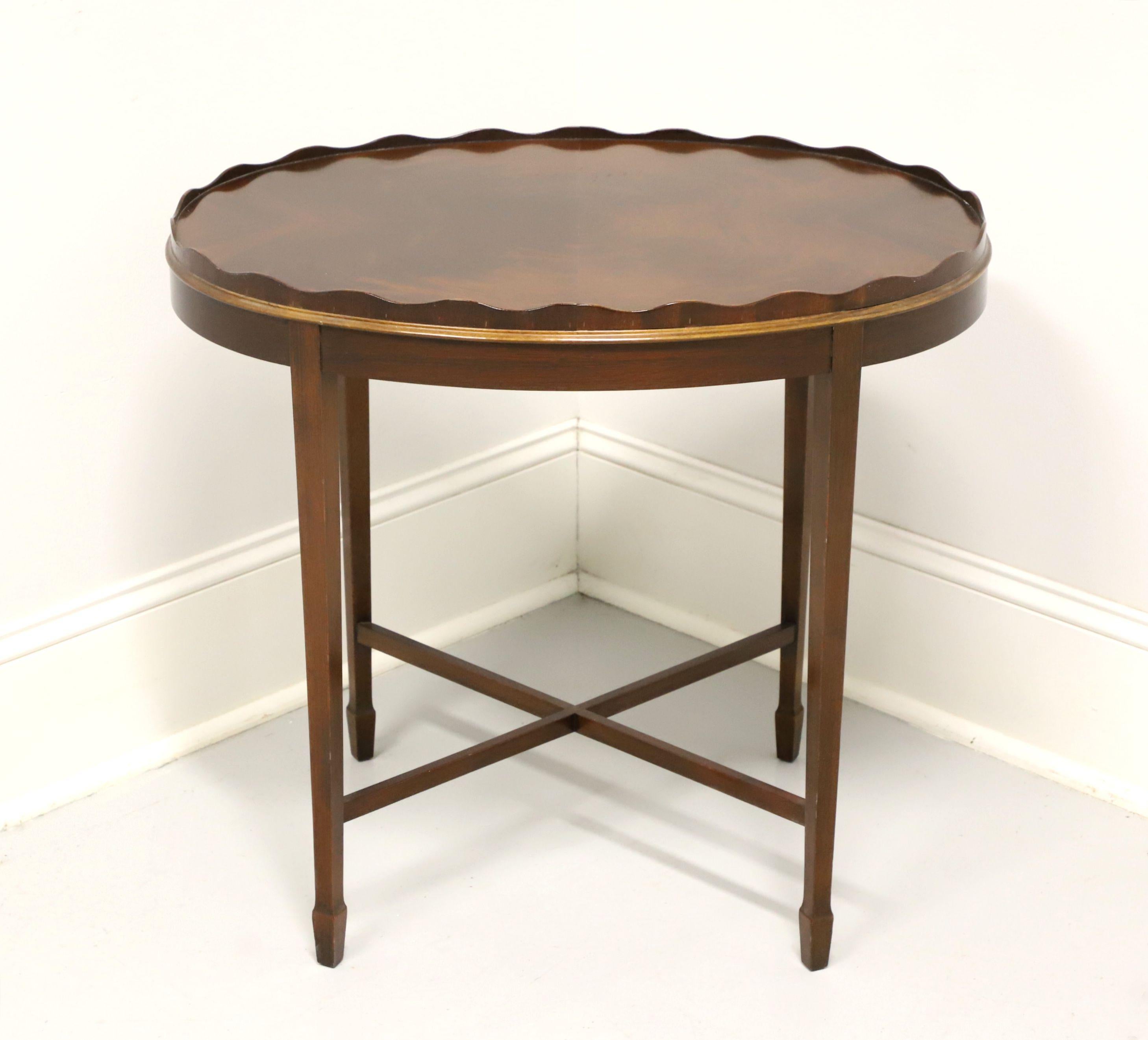Georgian COUNCILL CRAFTSMEN Flame Mahogany Traditional Scalloped Top Oval End Side Table