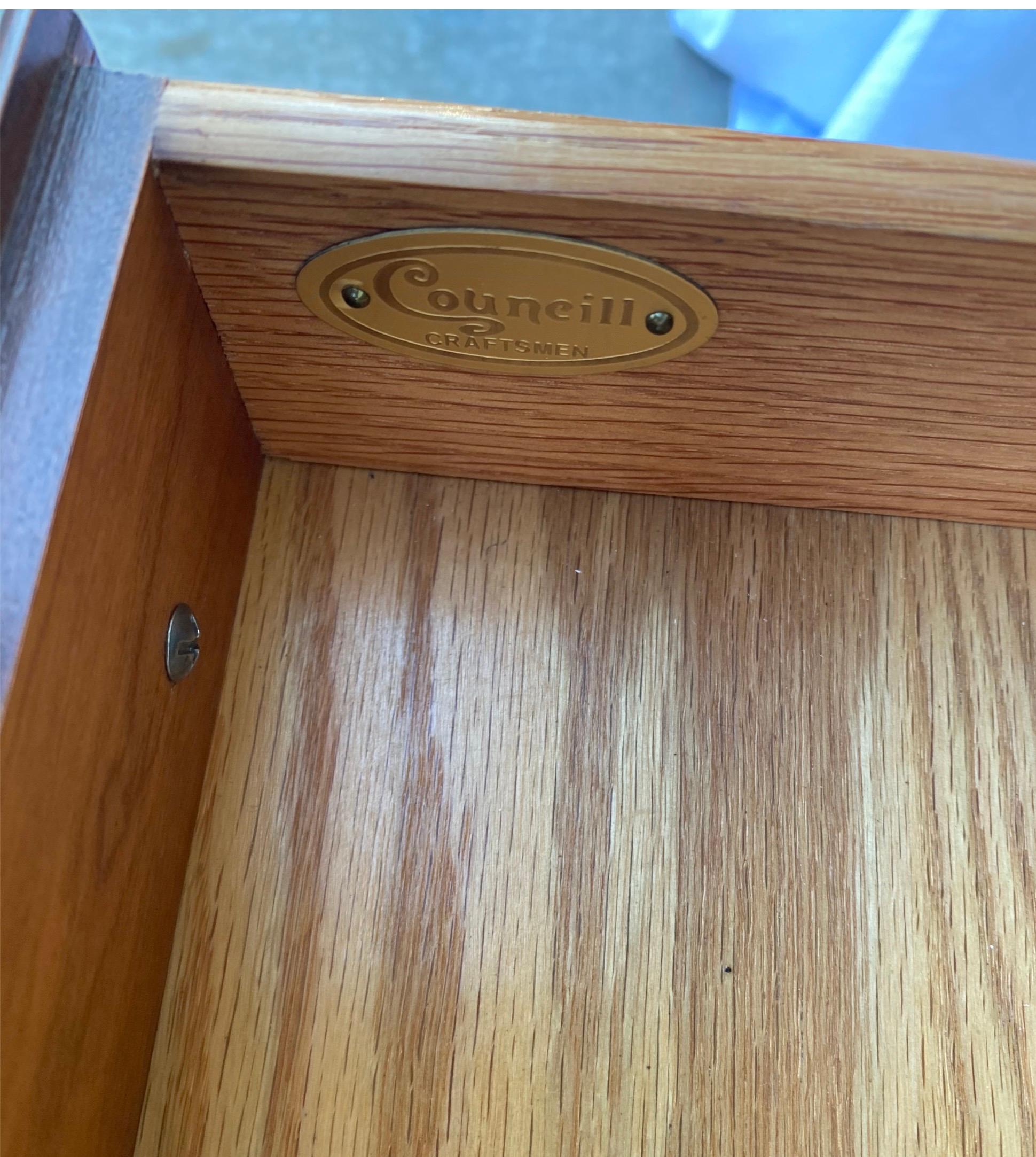 20th Century Councill Furniture Chinese Chippendale Style Inlaid Mahogany Desk Writing Table For Sale