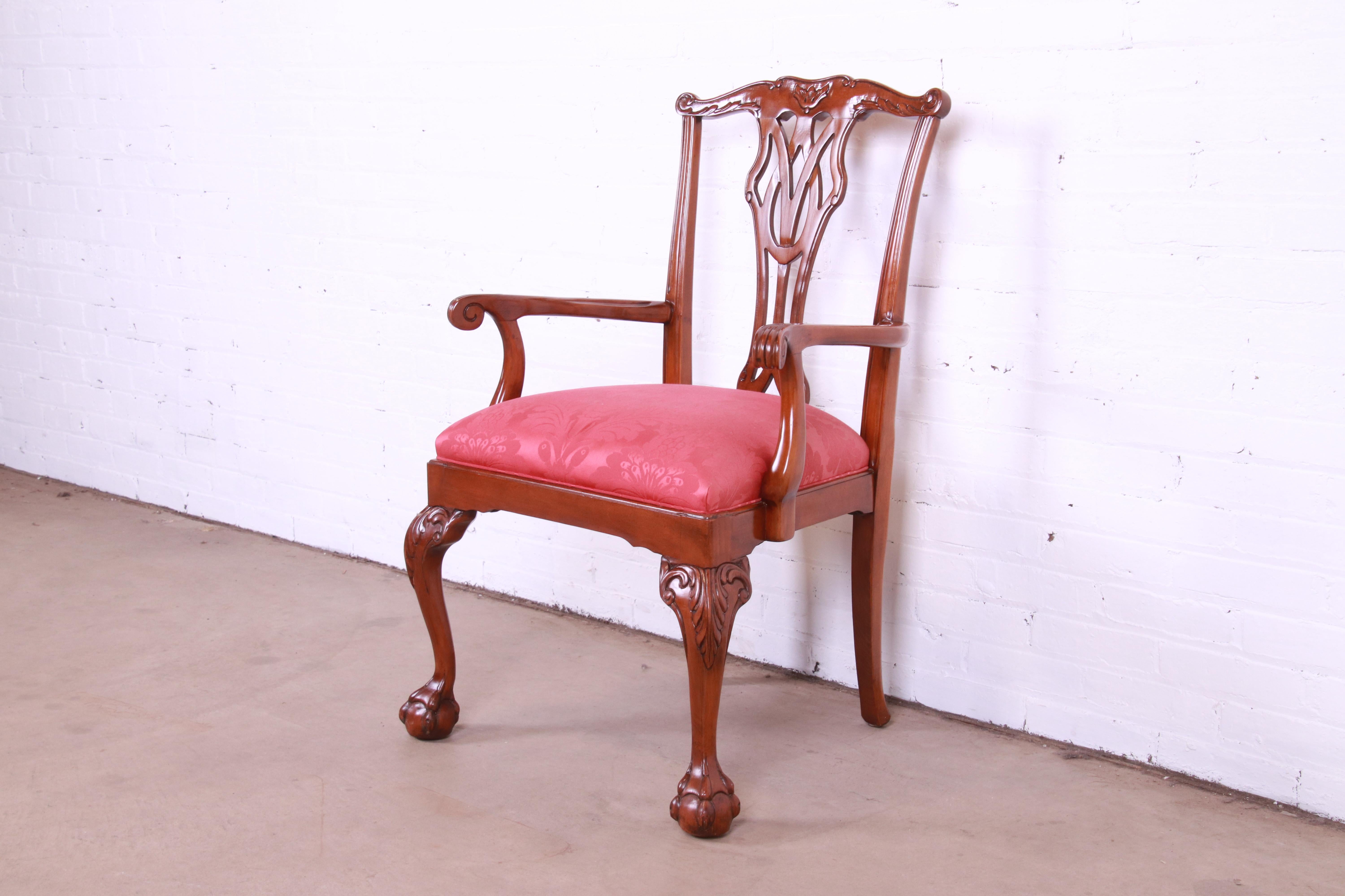 Councill Furniture Chippendale-geschnitzte Mahagoni-Esszimmerstühle, Satz von acht im Angebot 10