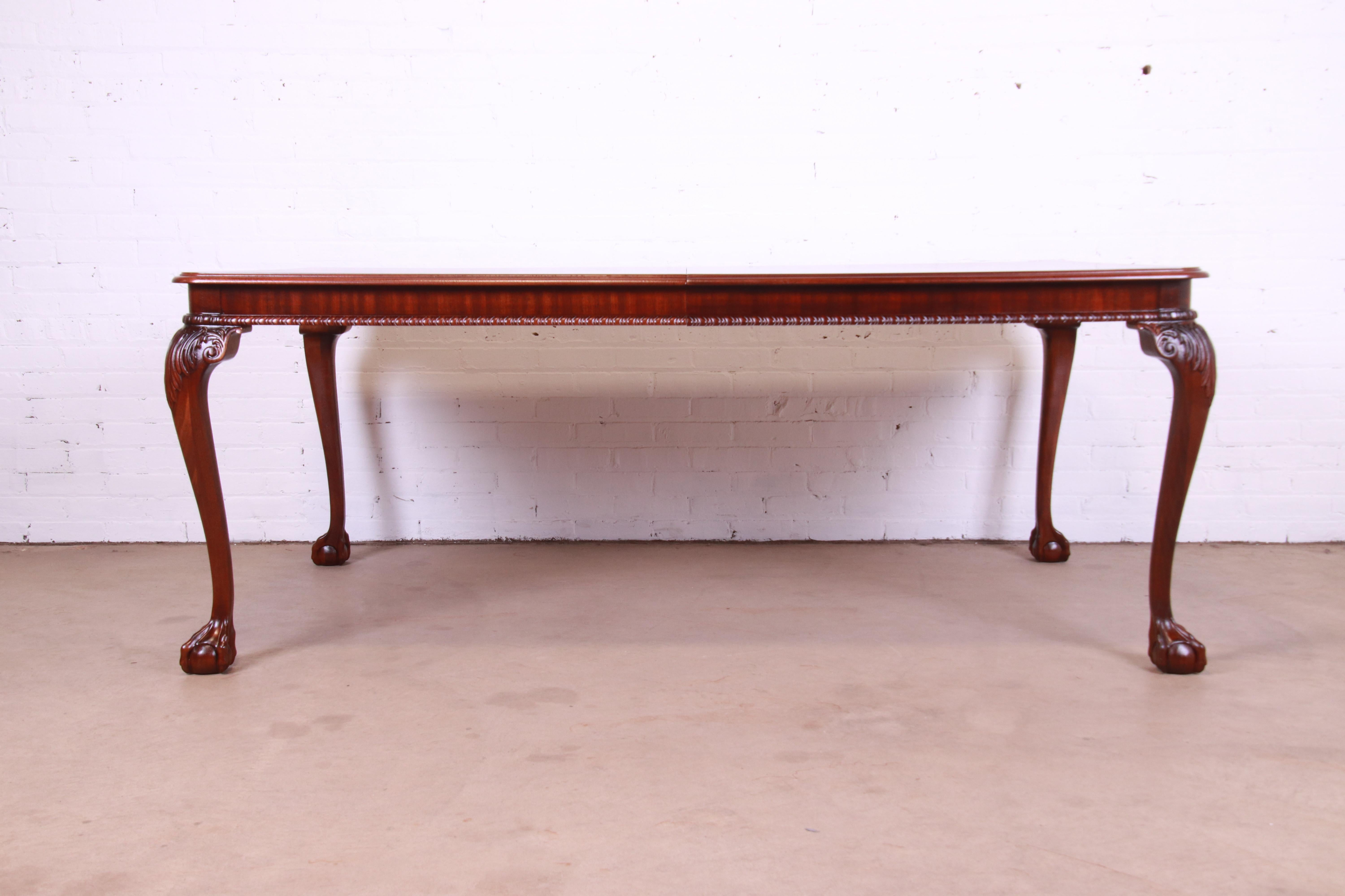 Councill Furniture Chippendale Carved Mahogany Dining Table, Newly Refinished For Sale 4