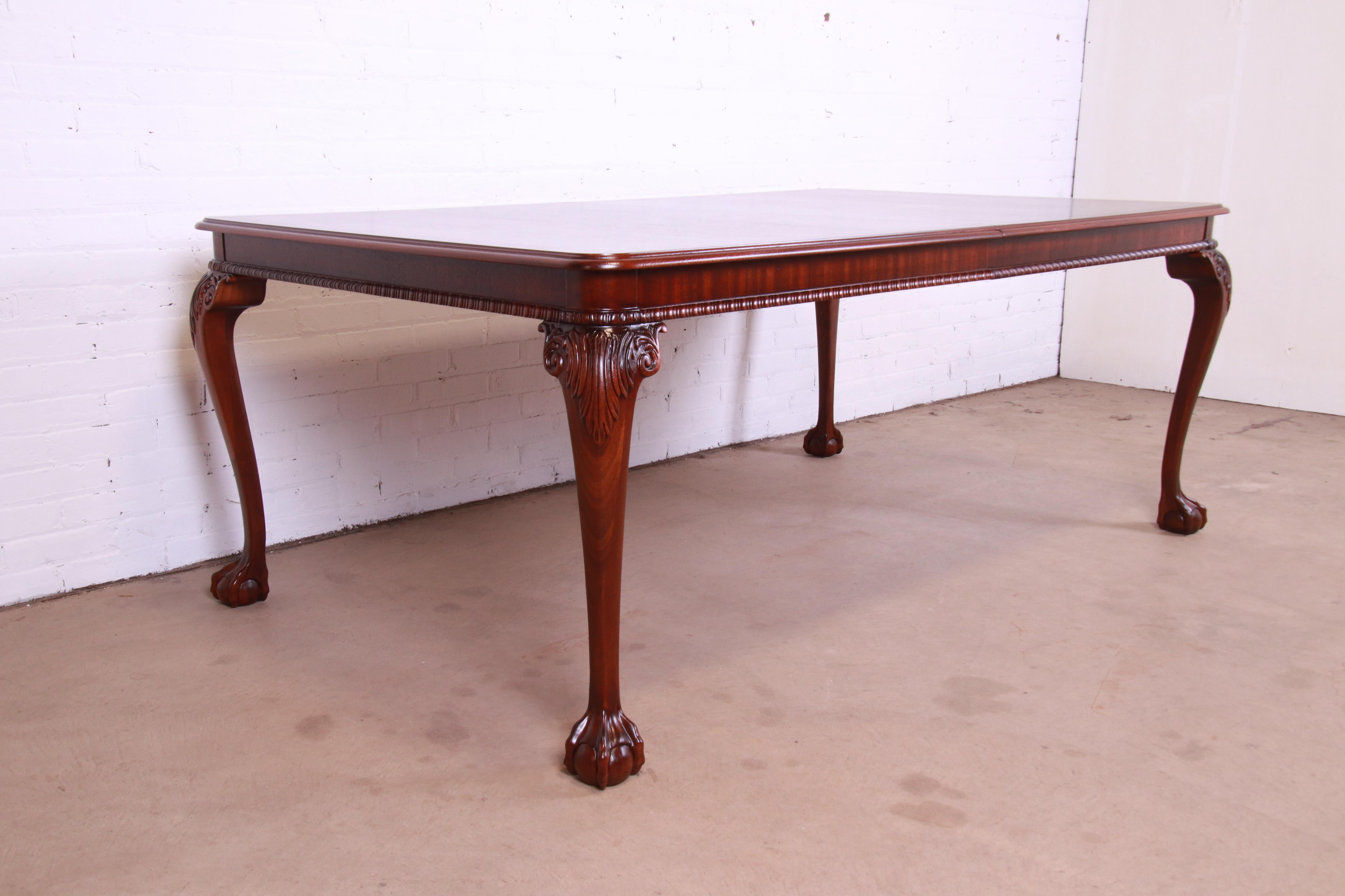 Councill Furniture Chippendale Carved Mahogany Dining Table, Newly Refinished For Sale 8