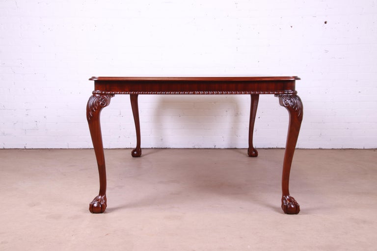 Councill Furniture Chippendale Carved Mahogany Dining Table, Newly Refinished For Sale 13