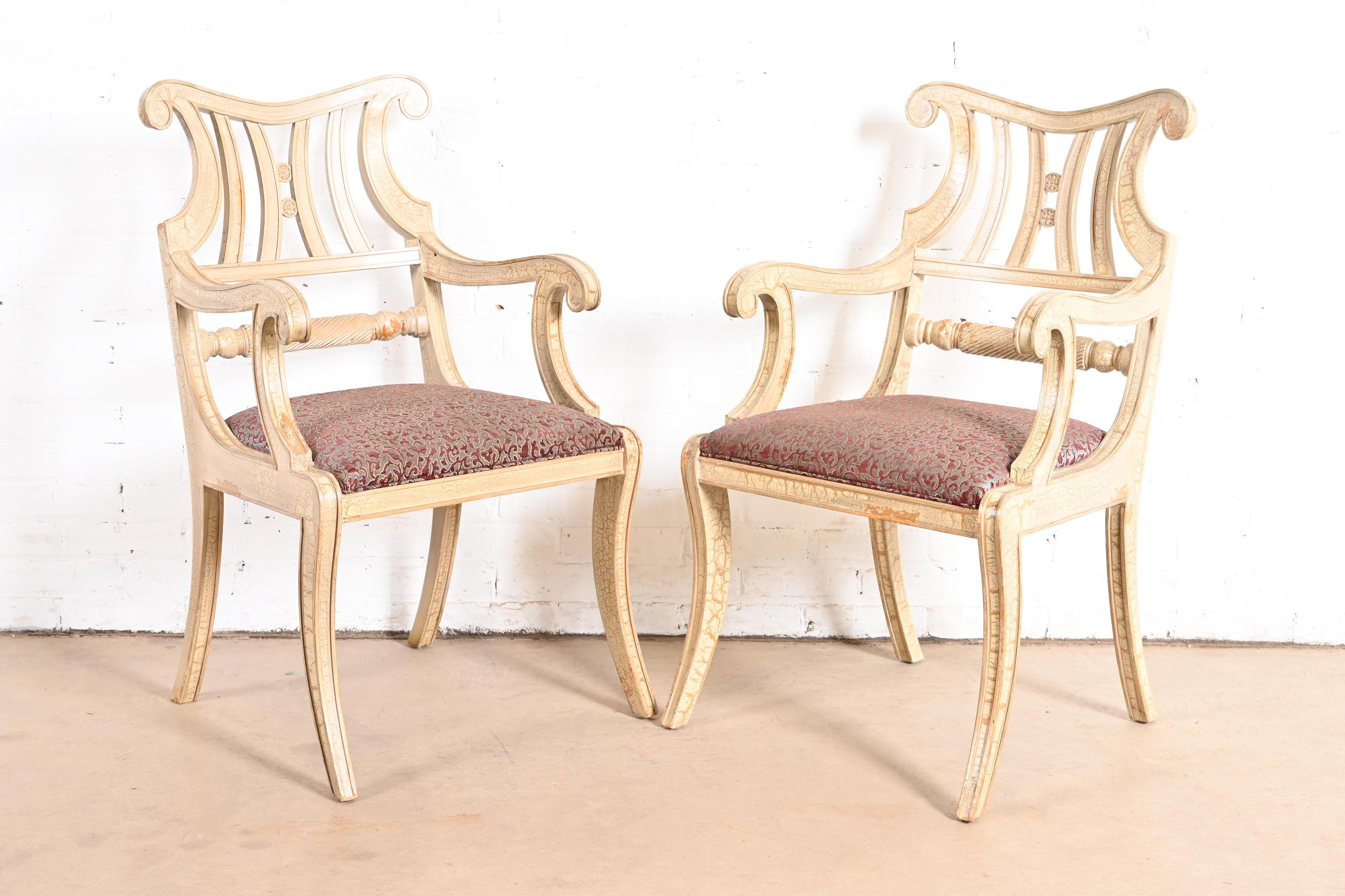 Fauteuils de salle à manger Régence française Councill Furniture, ensemble de quatre en vente 3