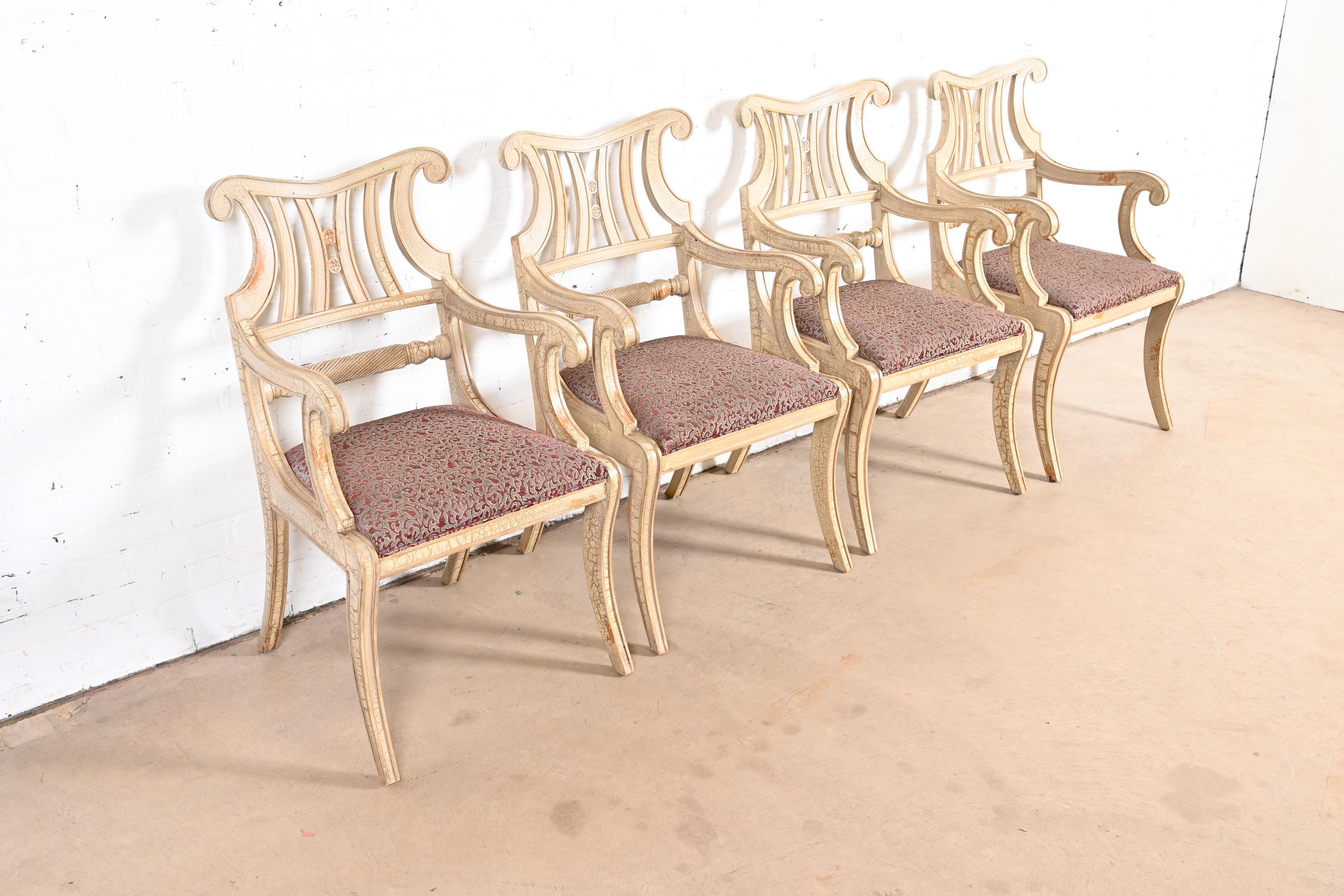 Magnifique ensemble de quatre fauteuils de salle à manger de style Régence française

Par Councill Furniture, Collection 