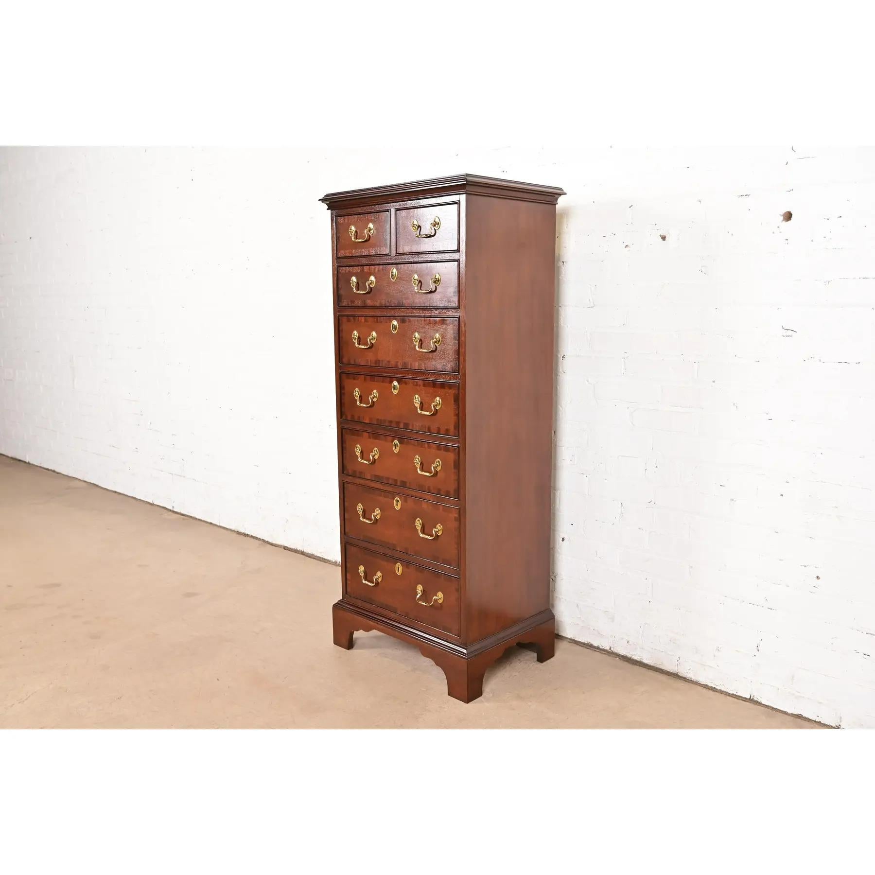 Americano Councill Furniture Cassapanca o Semainier in mogano a fasce georgiano in vendita