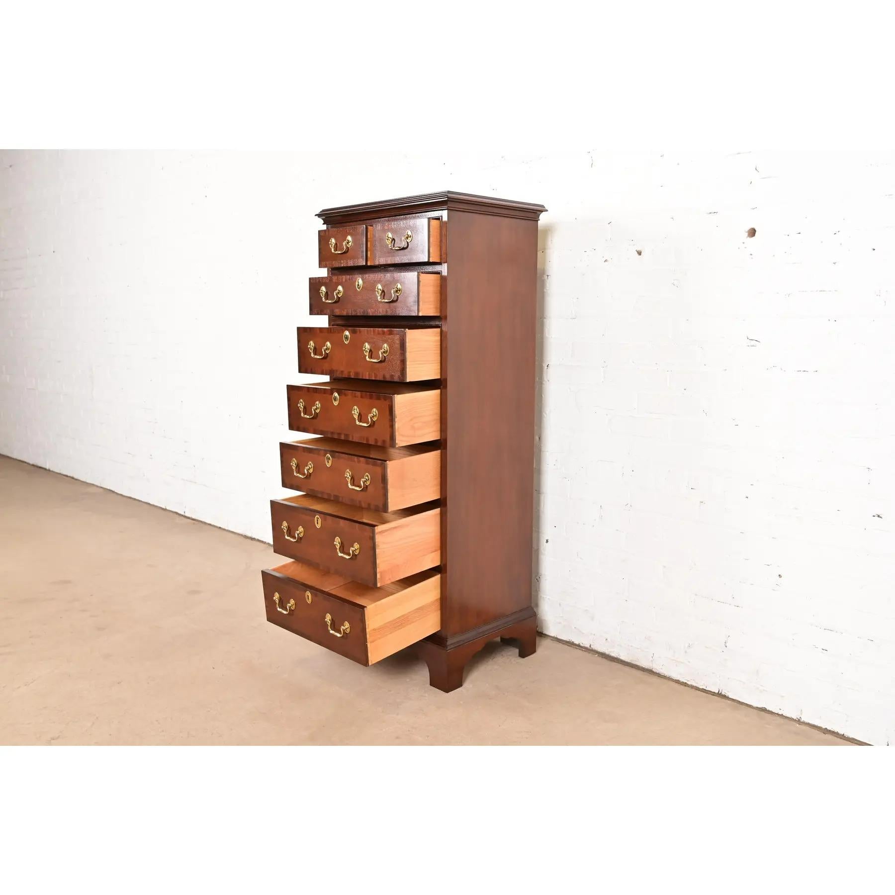 Ottone Councill Furniture Cassapanca o Semainier in mogano a fasce georgiano in vendita
