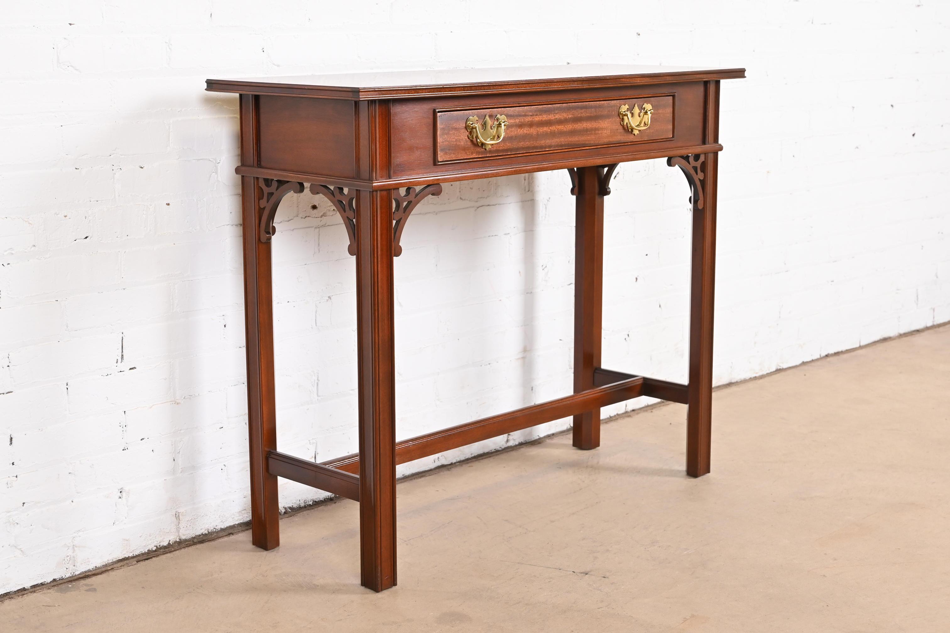 Councill Furniture Georgian Carved Banded Mahogany Console Table For Sale 1