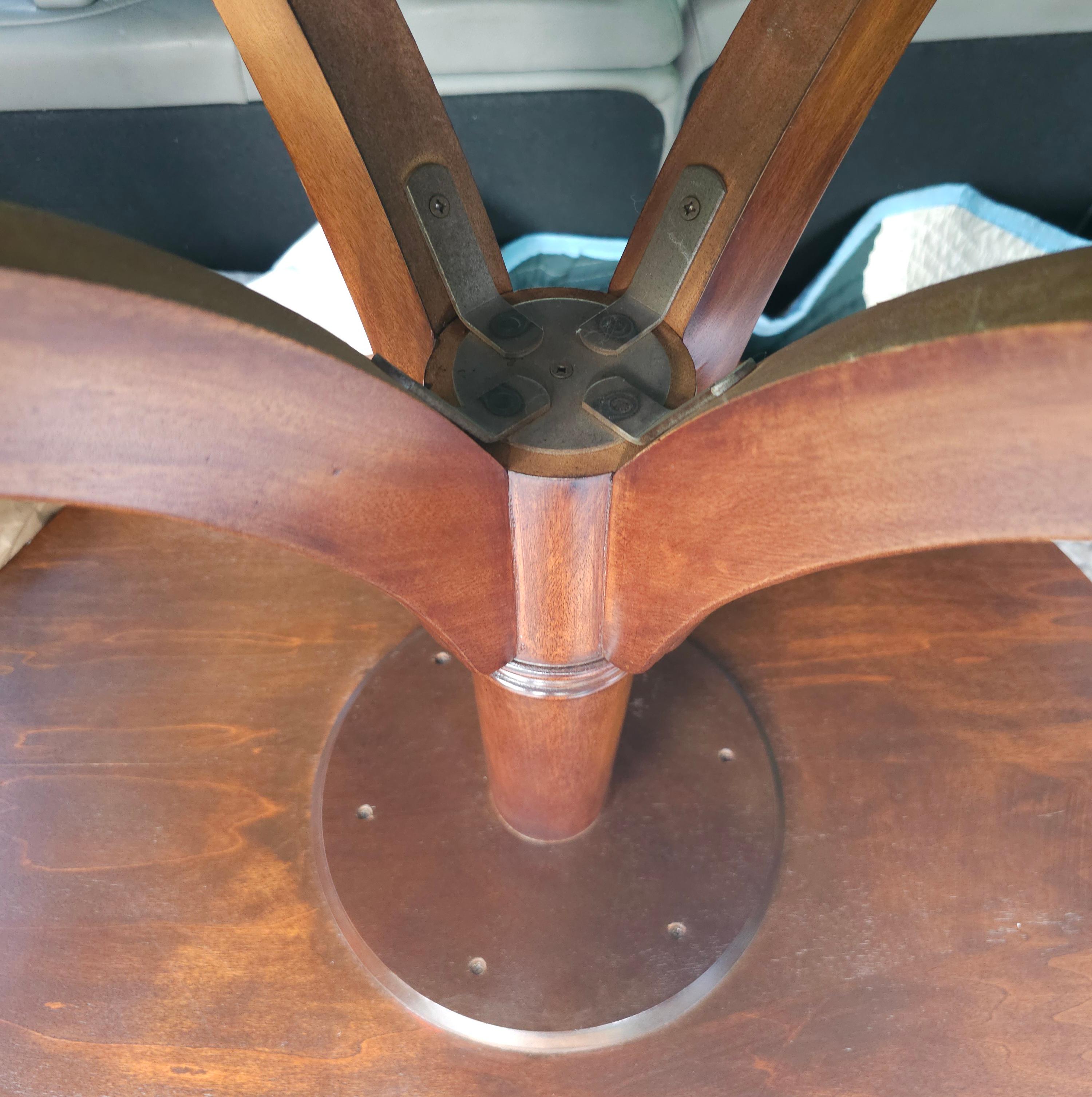 Mesa de centro de 2 cajones con tapa de piel de caoba entrecruzada Councill Furniture Georgian en venta 3