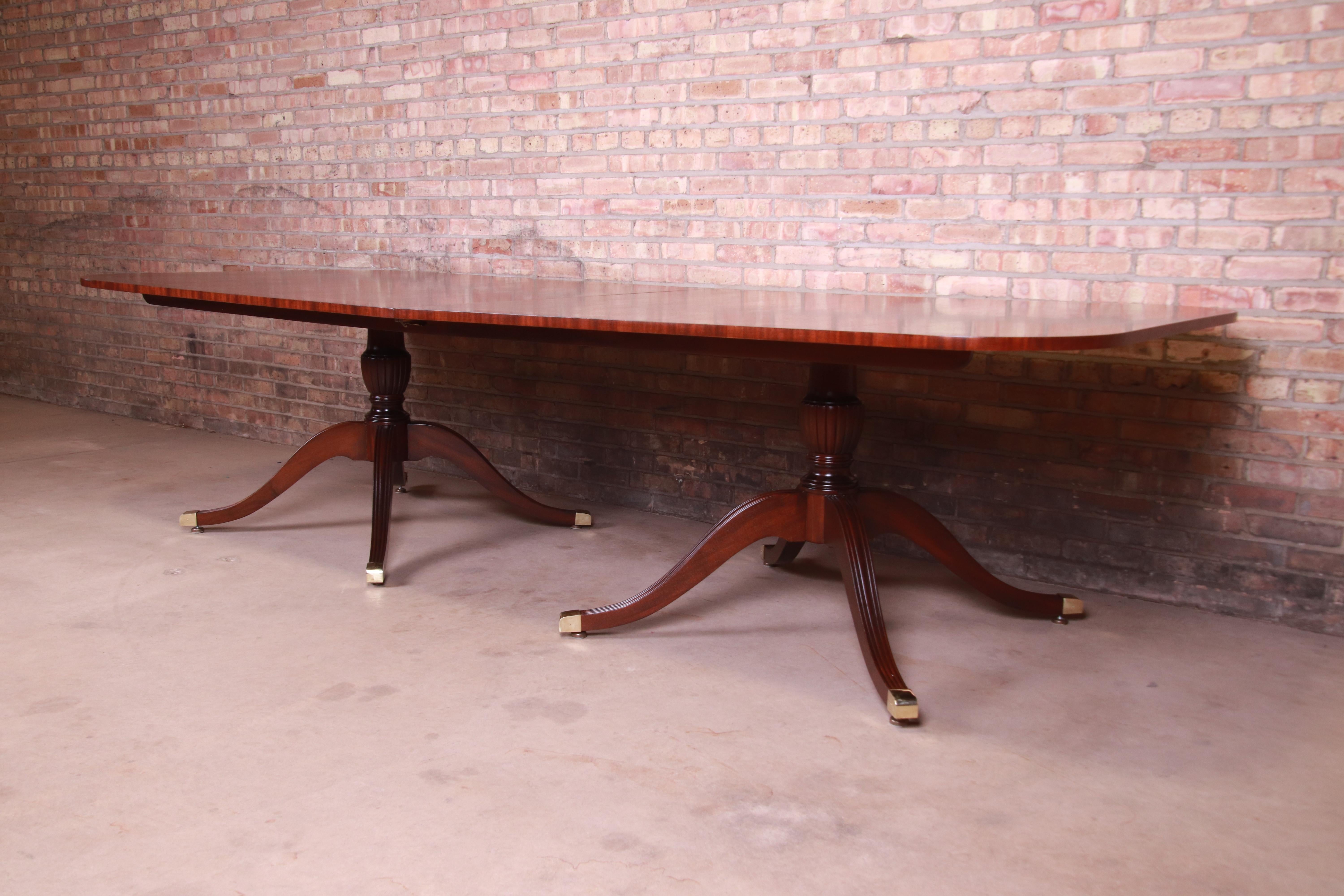 Councill Georgian Mahogany Double Pedestal Banquet Dining Table, Refinished In Good Condition In South Bend, IN