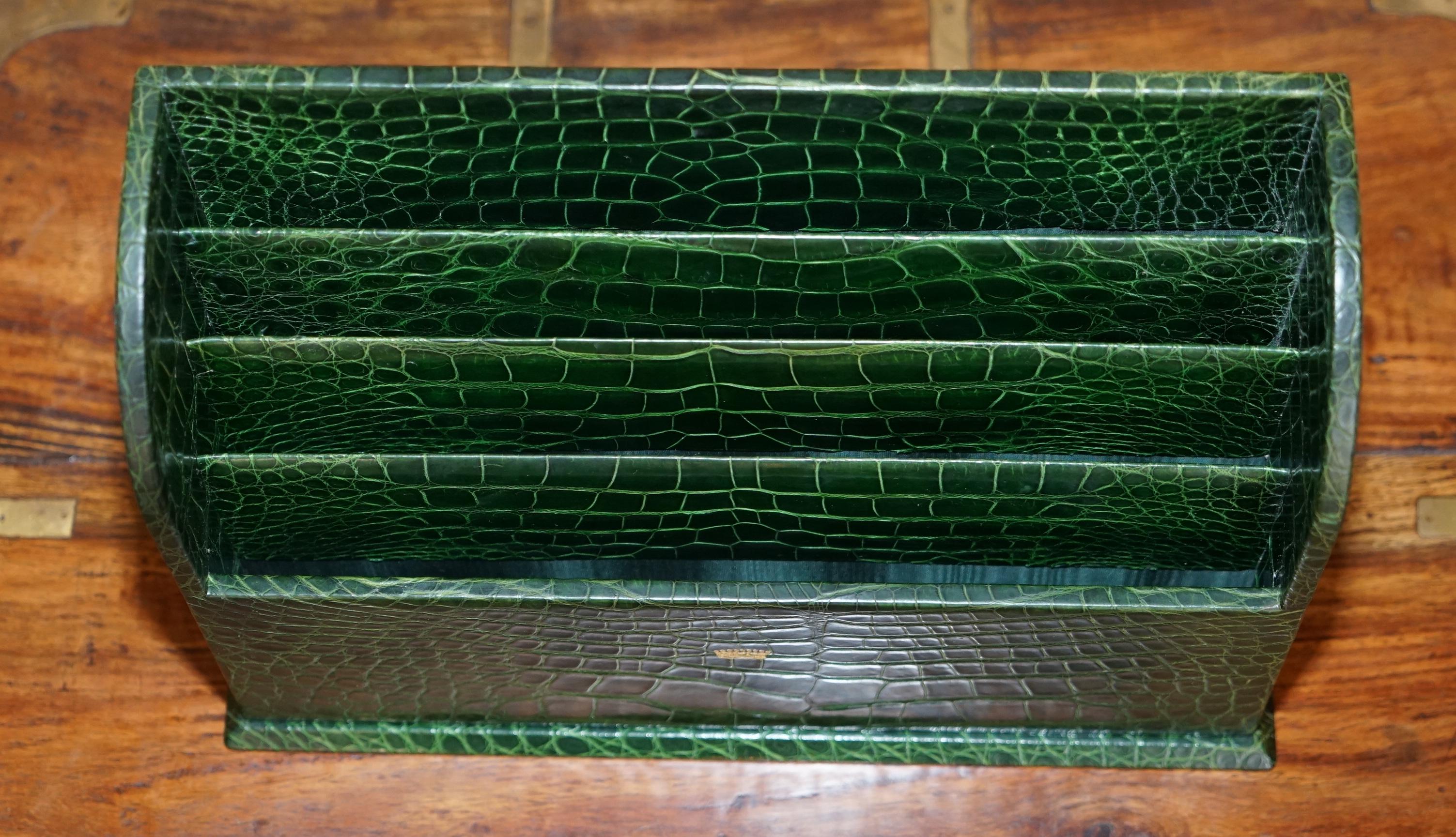 Art Deco Count Owned Asprey 24ct Gold Green Crocodile Leather 7 Piece Desk Set For Sale