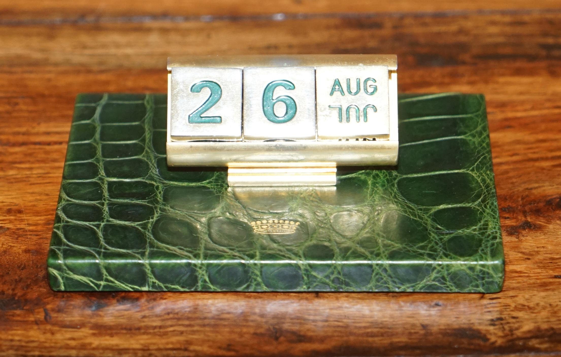 20th Century Count Owned Asprey 24ct Gold Green Crocodile Leather 7 Piece Desk Set For Sale