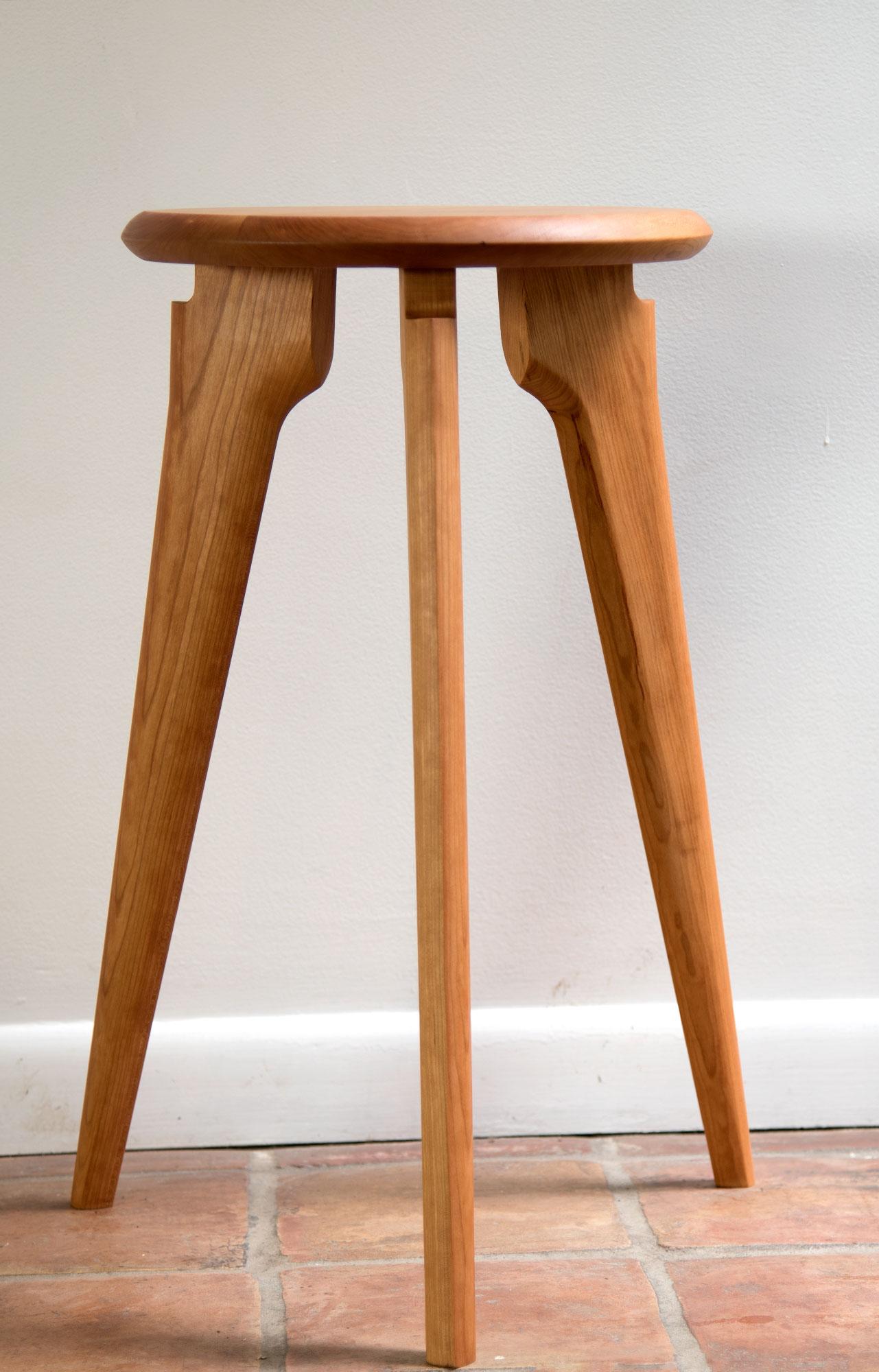 Counter 3-Legged Milk Stool Solid Wood In New Condition For Sale In Stanfordville, NY