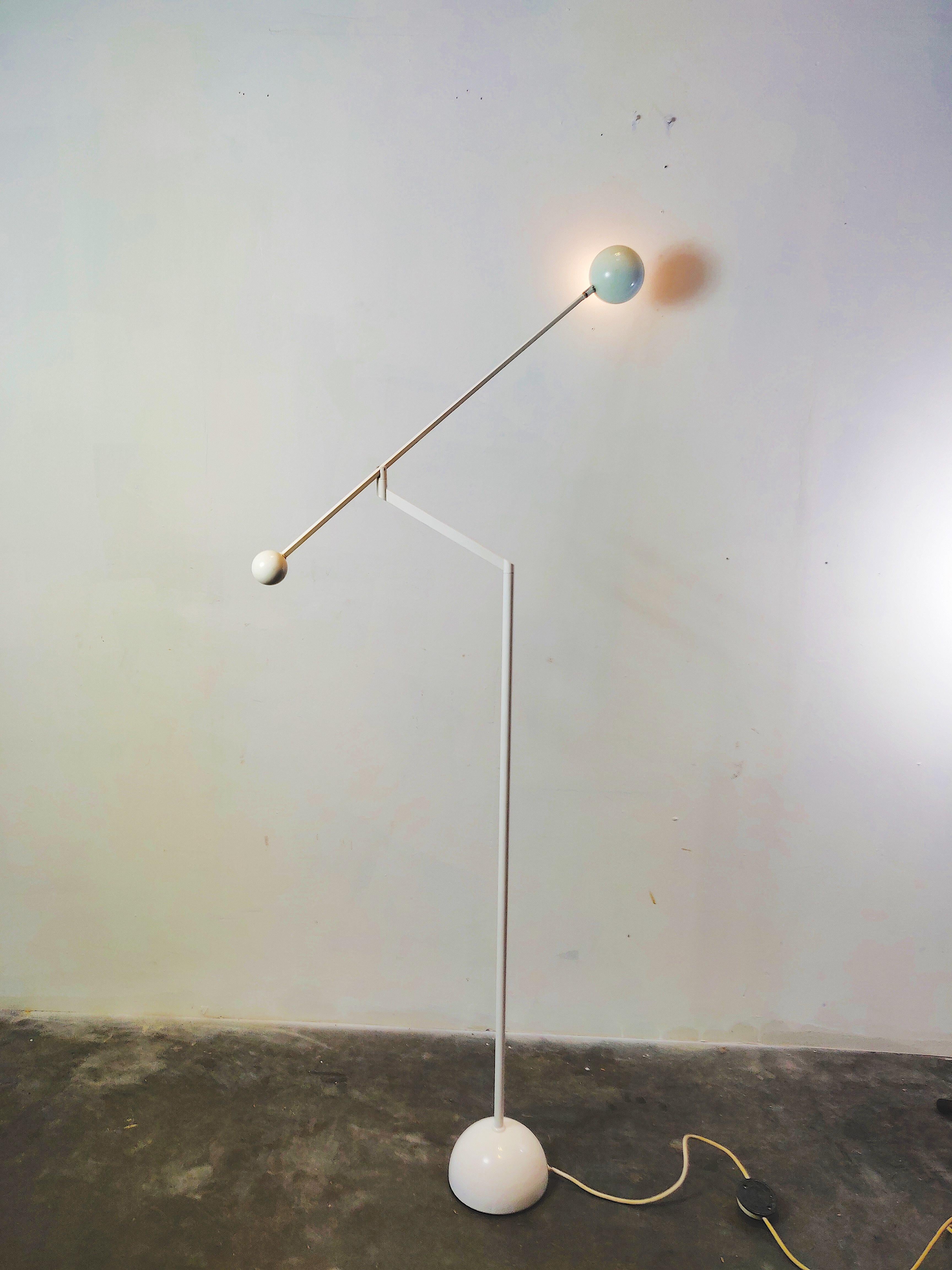 Design classic by Sölken leuchten, 1970s. 
This counter balance floor lamp is hight adjustable and you can position it in any direction. Halogen or led bulb
 A silhouette of round shapes connected by straight white lines. This 1970's halogen floor