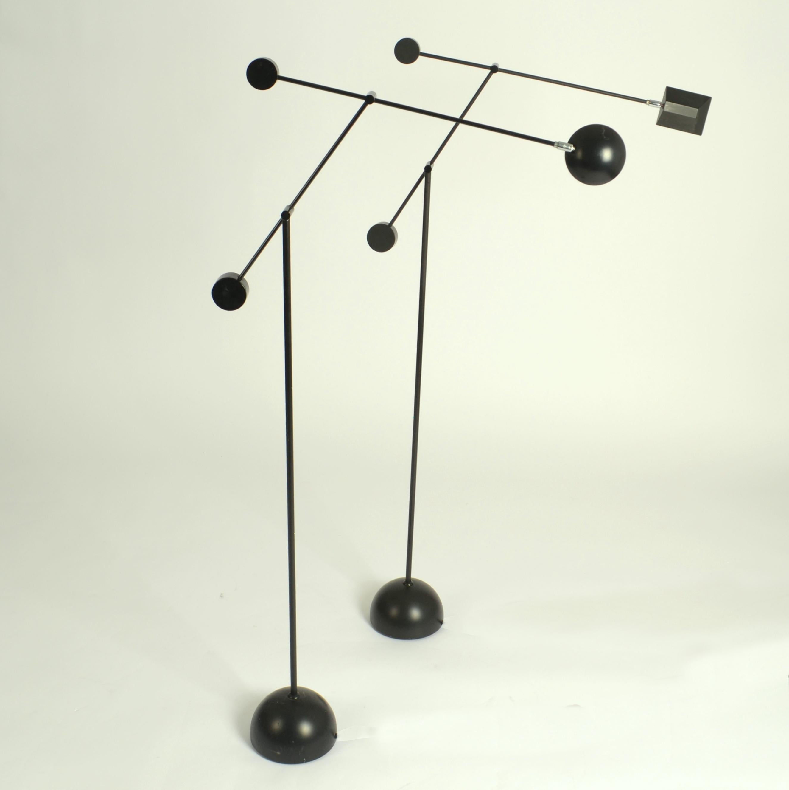Lampadaire Counter Balance Minimaliste en noir 1970 en vente 4