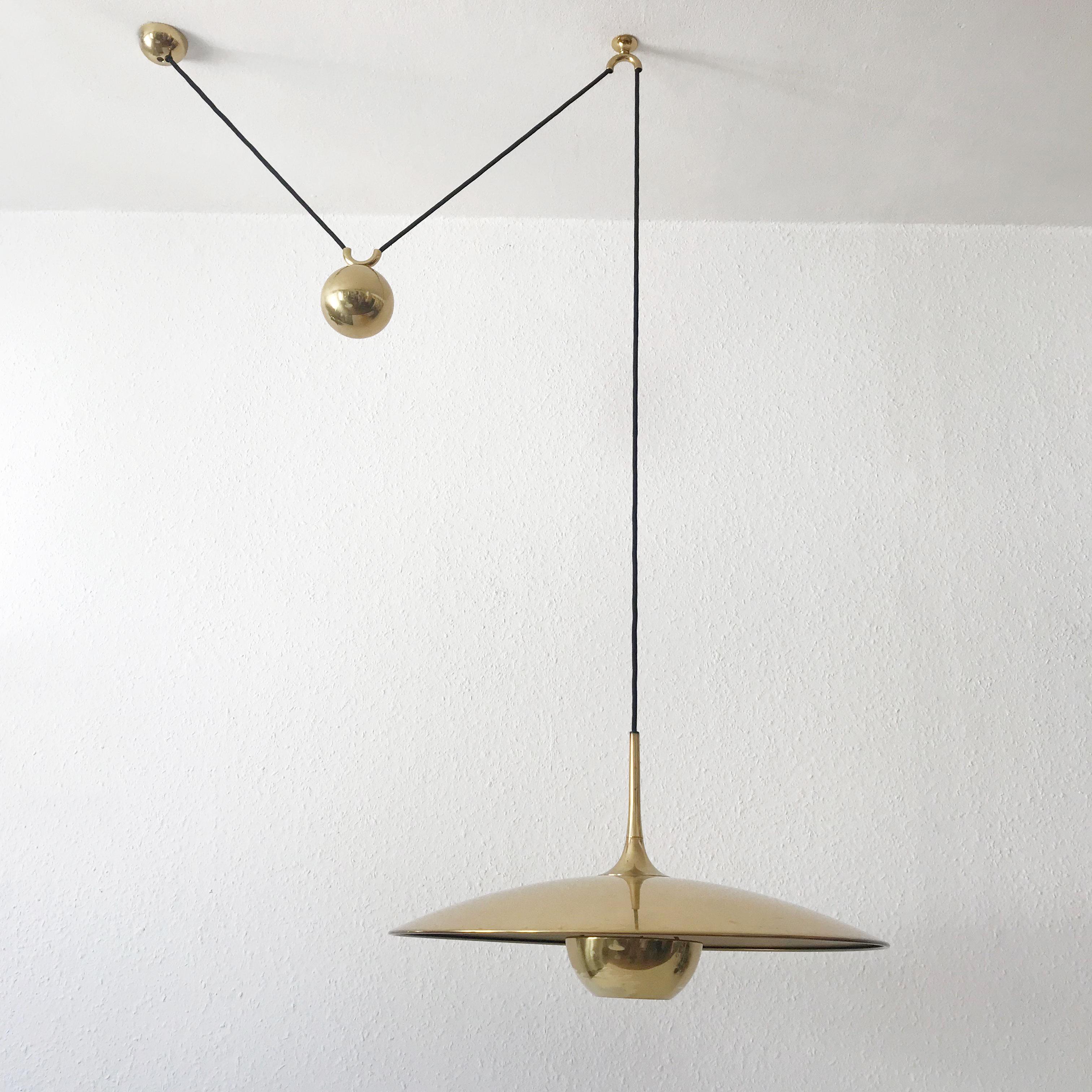 Late 20th Century Counter Balance Pendant Lamp Onos 55 by Florian Schulz, 1980s, Germany