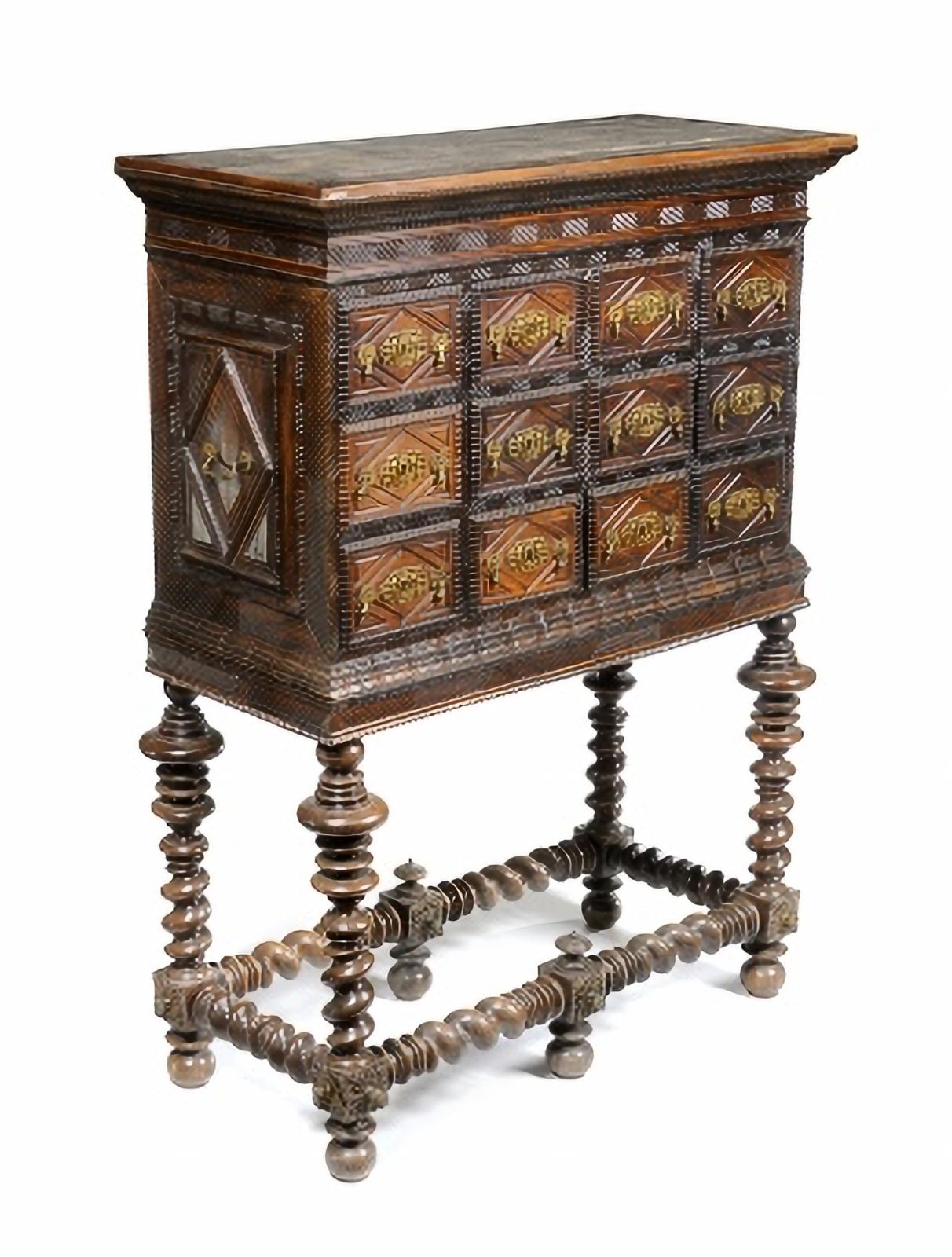 Counter / Cabinet  Portuguese 17th Century in Brazilian Rosewood In Good Condition In Madrid, ES